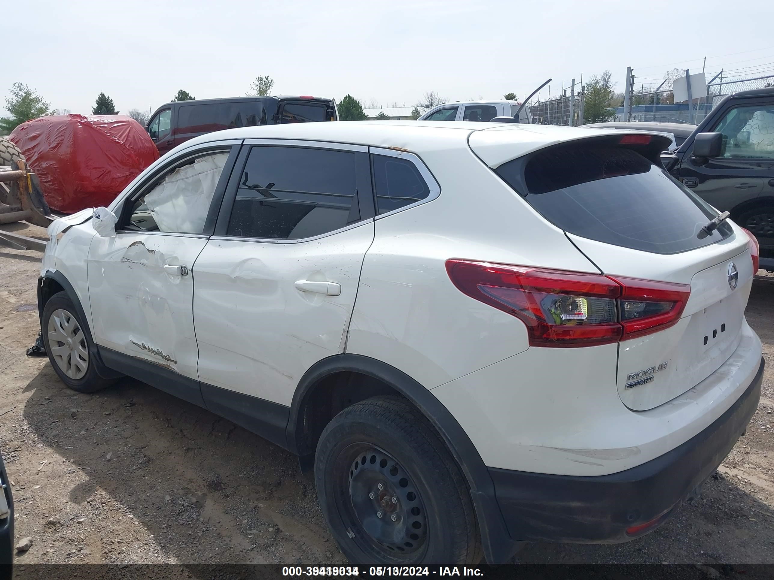 Photo 2 VIN: JN1BJ1CW4LW393002 - NISSAN ROGUE 