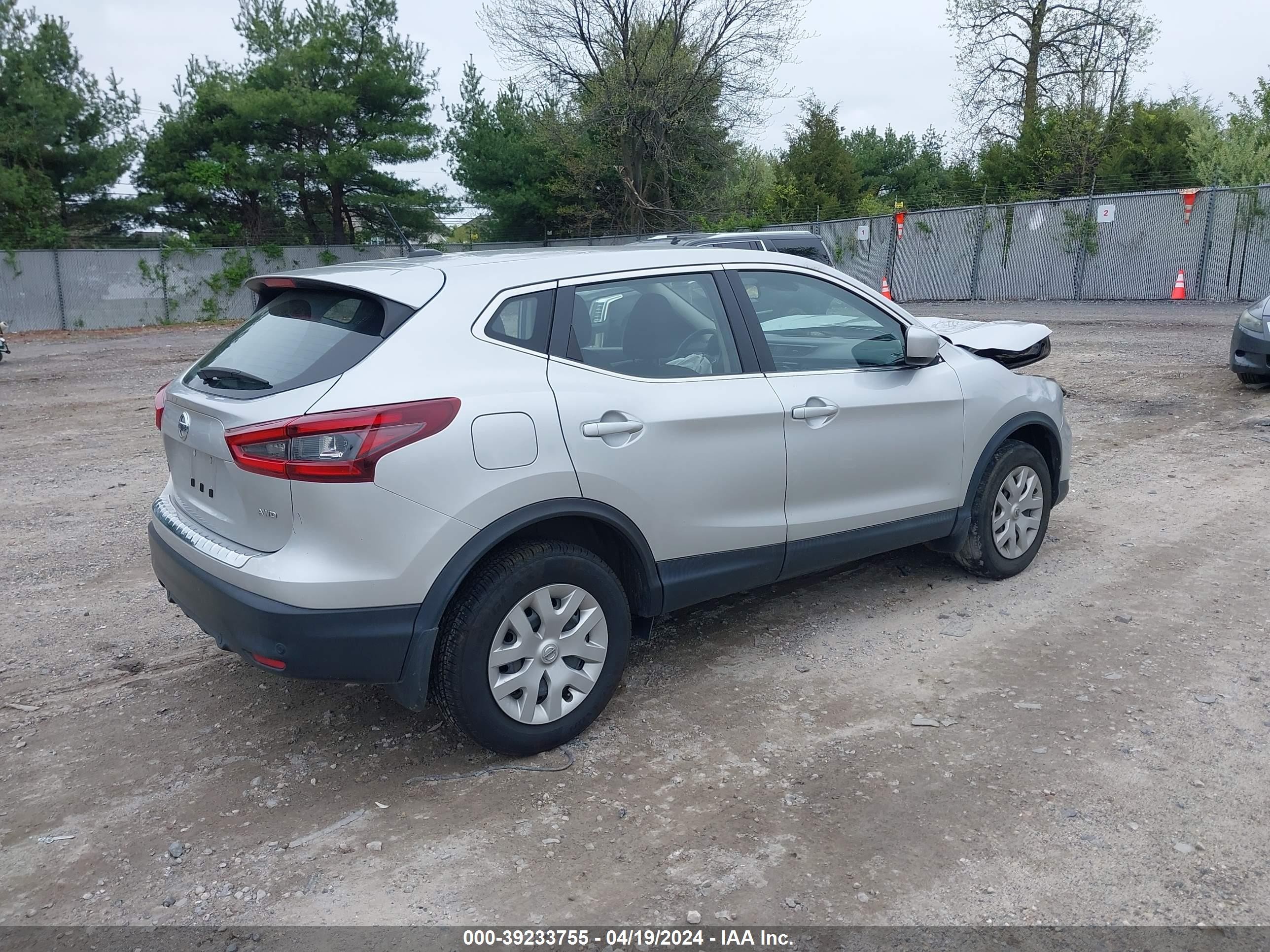 Photo 3 VIN: JN1BJ1CW8LW388501 - NISSAN ROGUE 