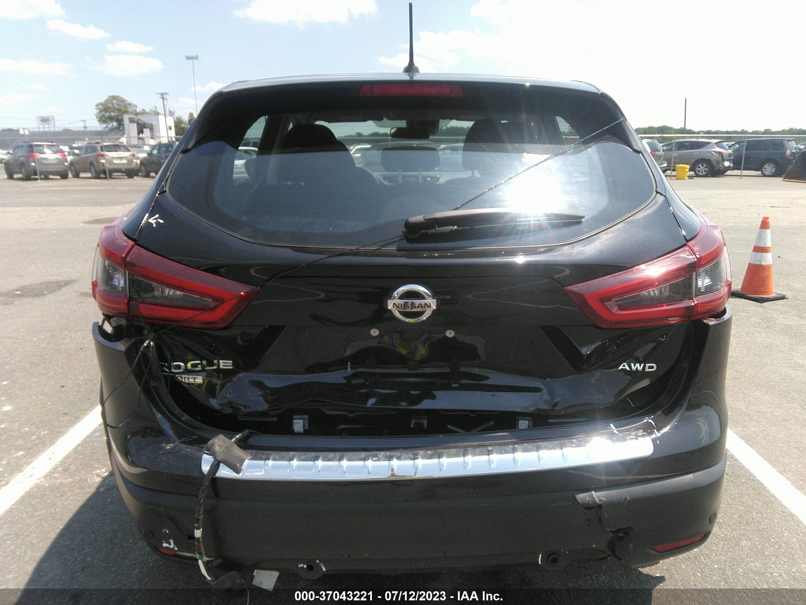 Photo 5 VIN: JN1BJ1CW8LW641929 - NISSAN ROGUE 