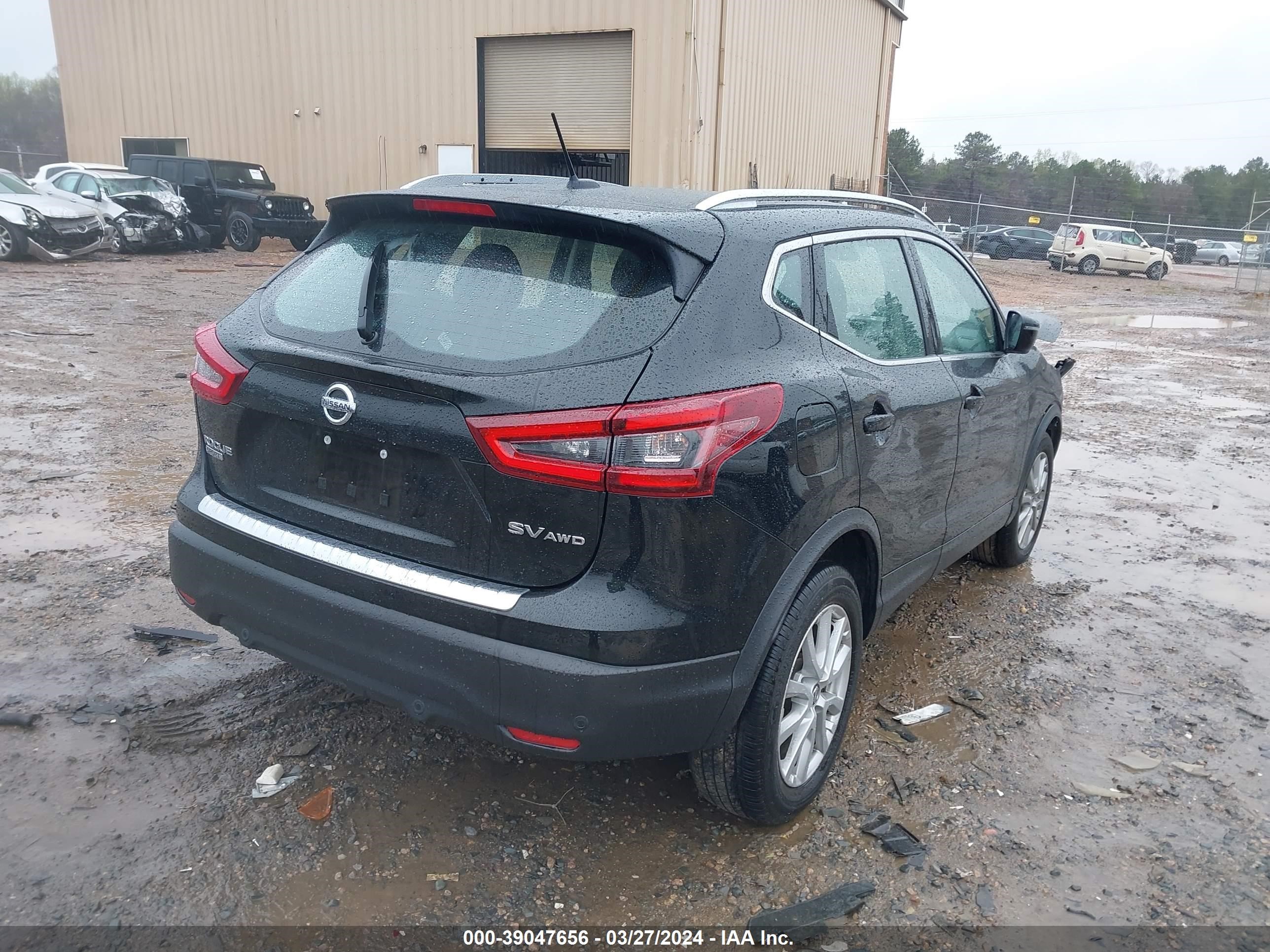 Photo 3 VIN: JN1BJ1CWXLW388001 - NISSAN ROGUE 