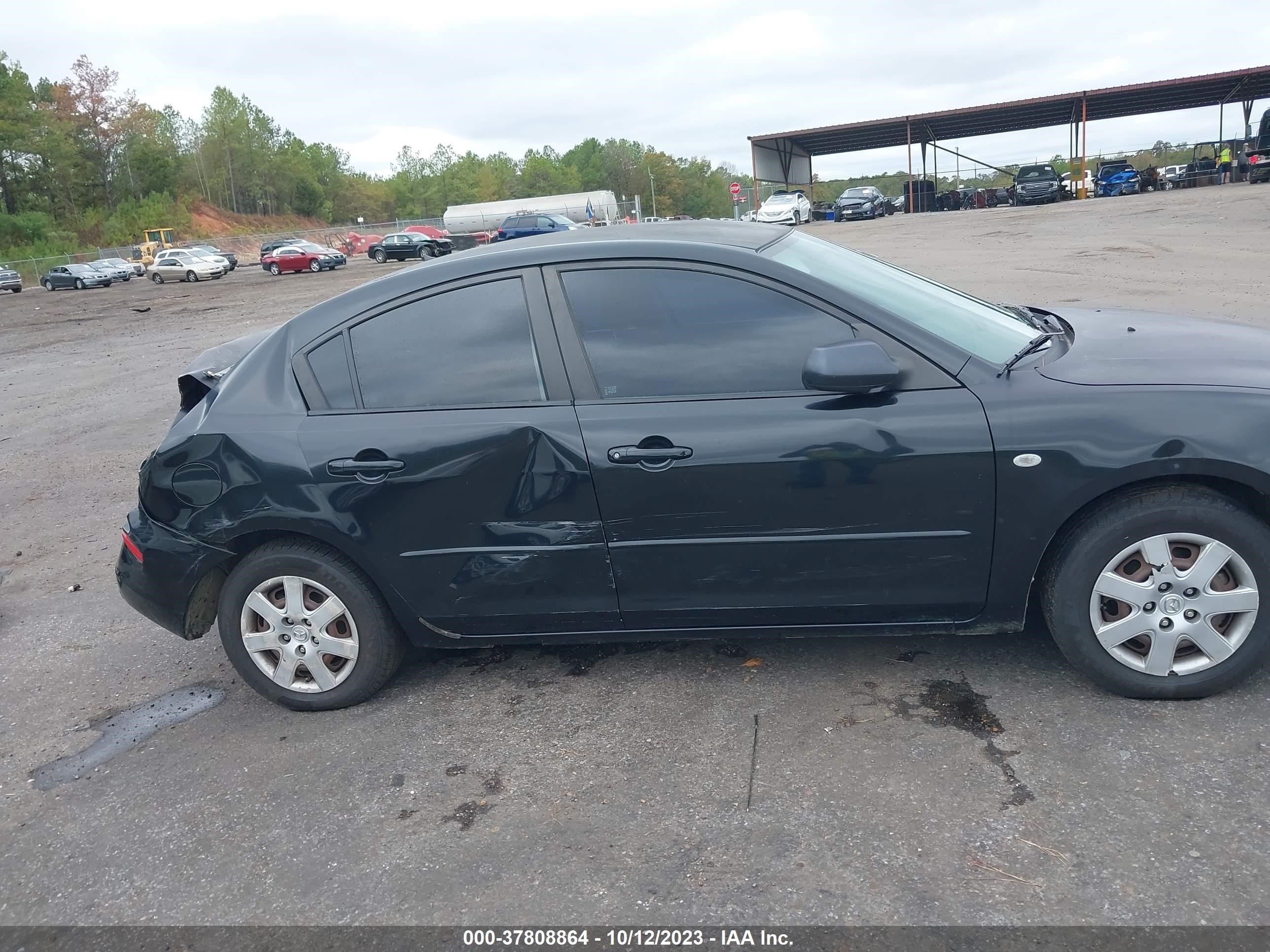 Photo 12 VIN: JN1BK12F181164003 - MAZDA 3 