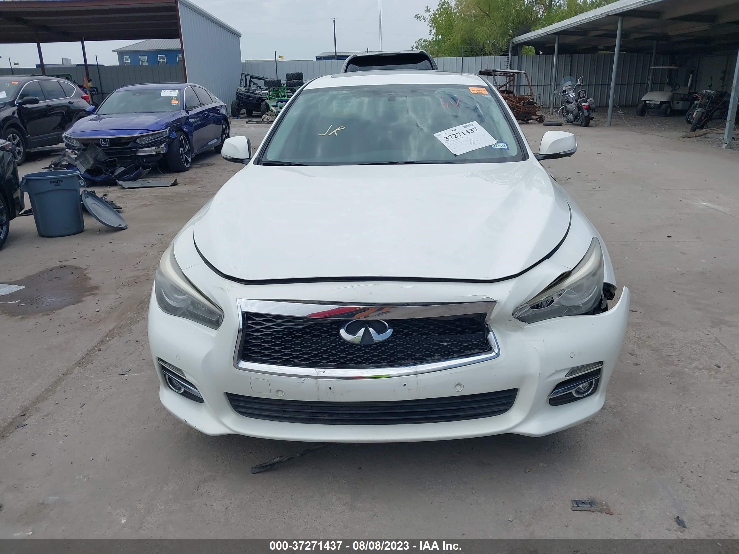 Photo 11 VIN: JN1BV7AP0EM675400 - INFINITI Q50 