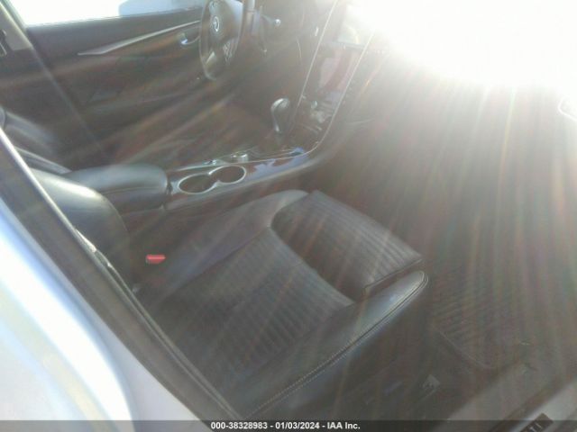 Photo 4 VIN: JN1BV7AP0FM352241 - INFINITI Q50 