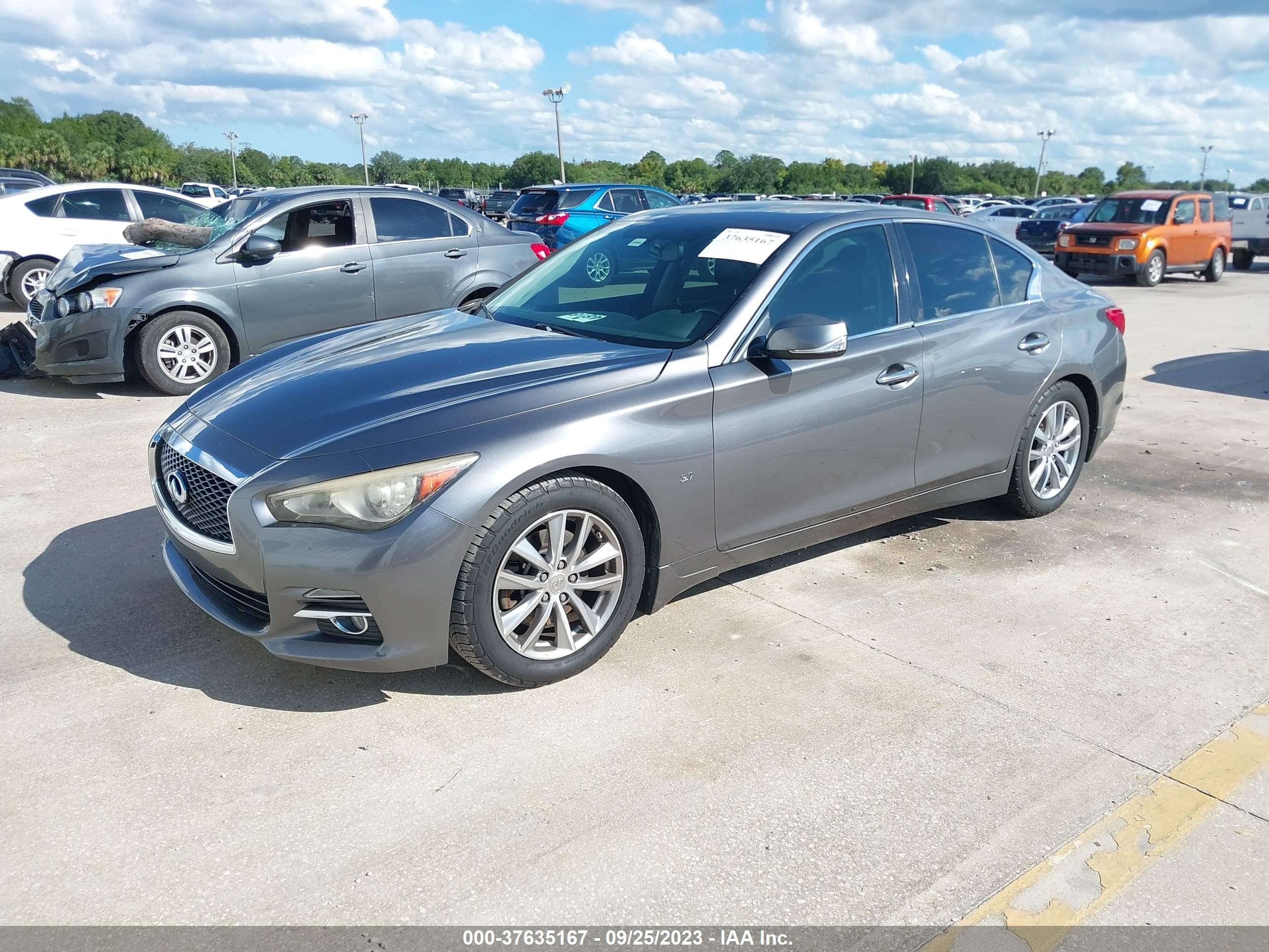 Photo 1 VIN: JN1BV7AP1EM672196 - INFINITI Q50 