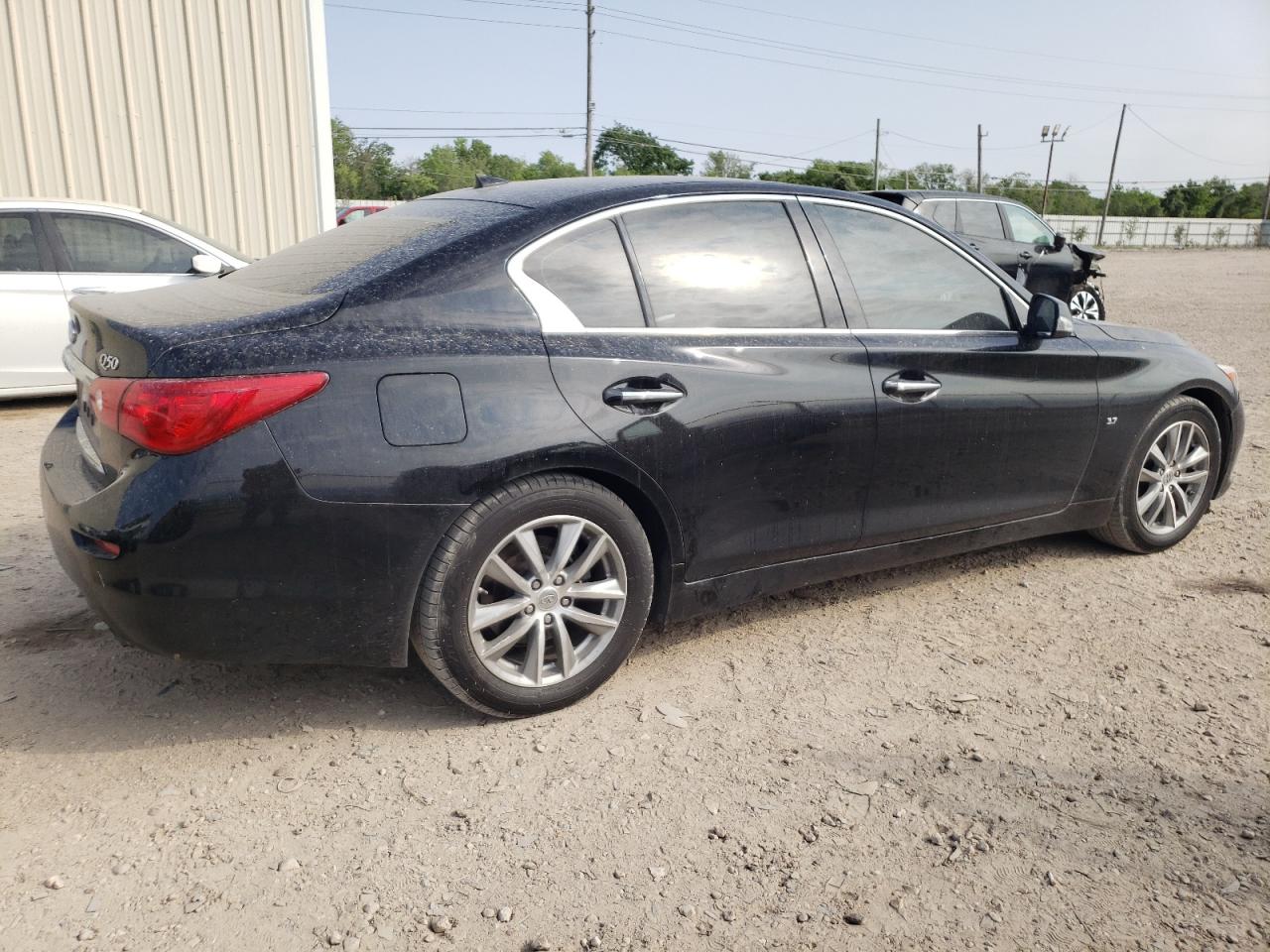 Photo 2 VIN: JN1BV7AP1FM340812 - INFINITI Q50 