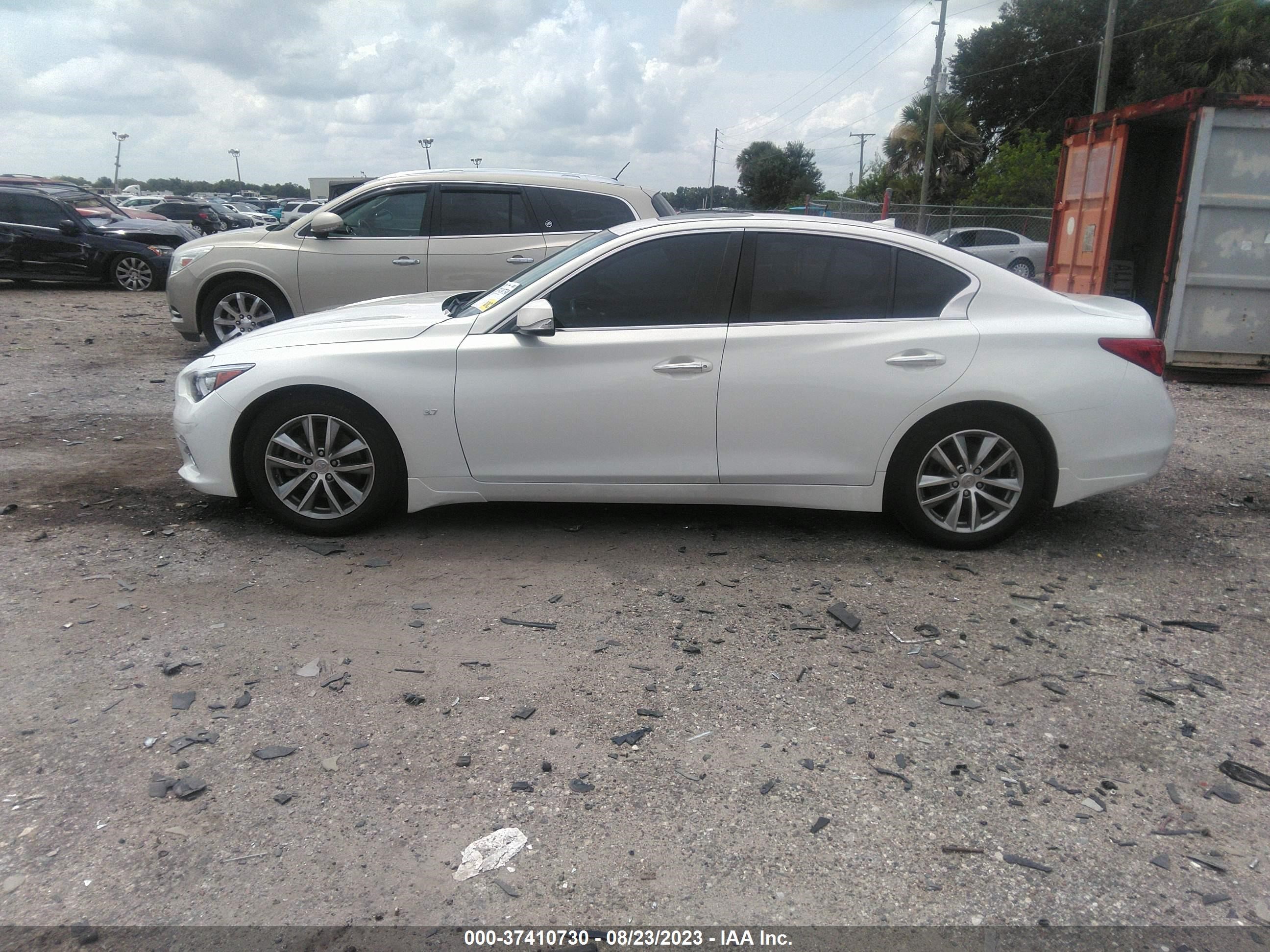 Photo 13 VIN: JN1BV7AP1FM342463 - INFINITI Q50 