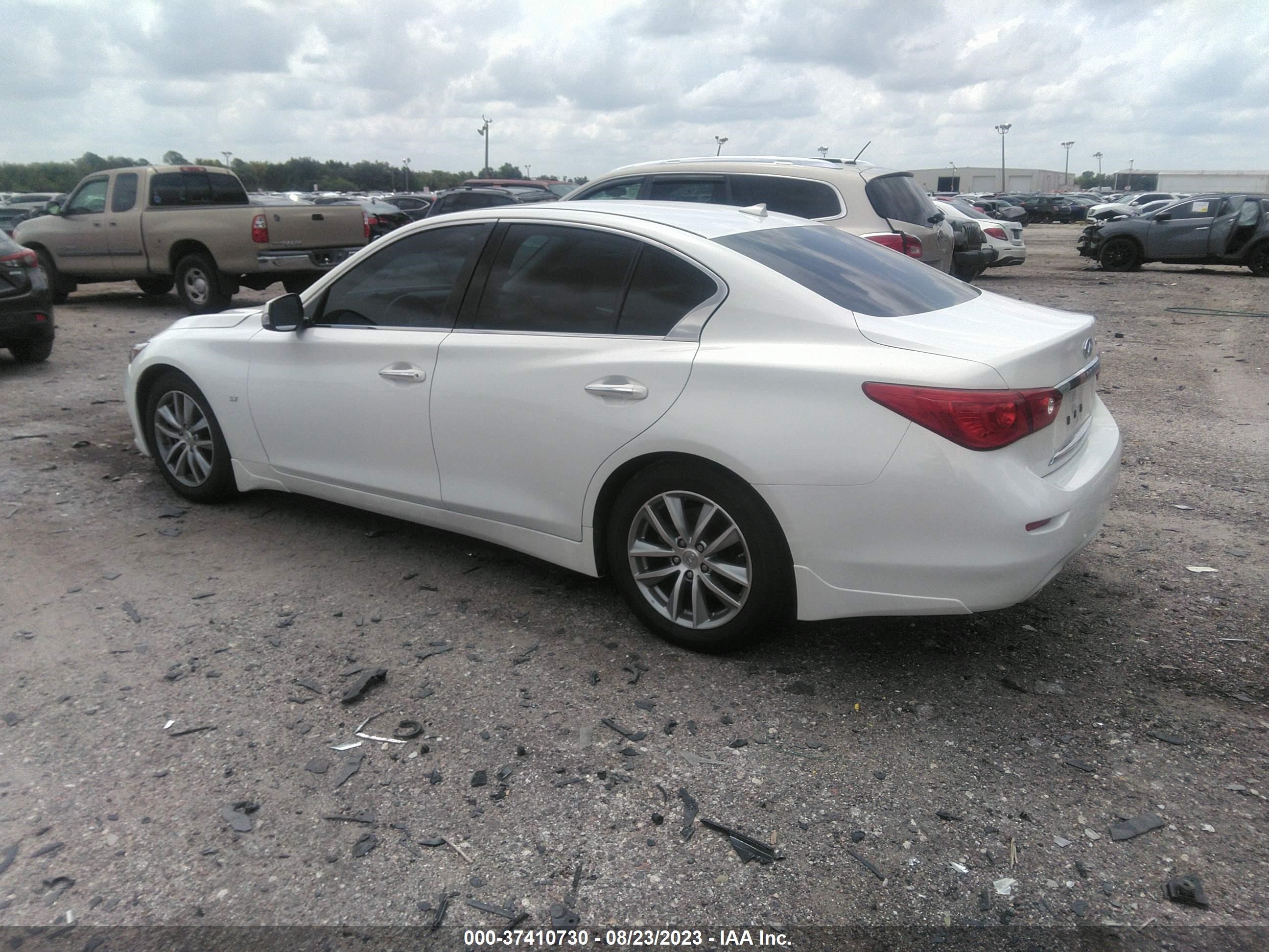 Photo 2 VIN: JN1BV7AP1FM342463 - INFINITI Q50 