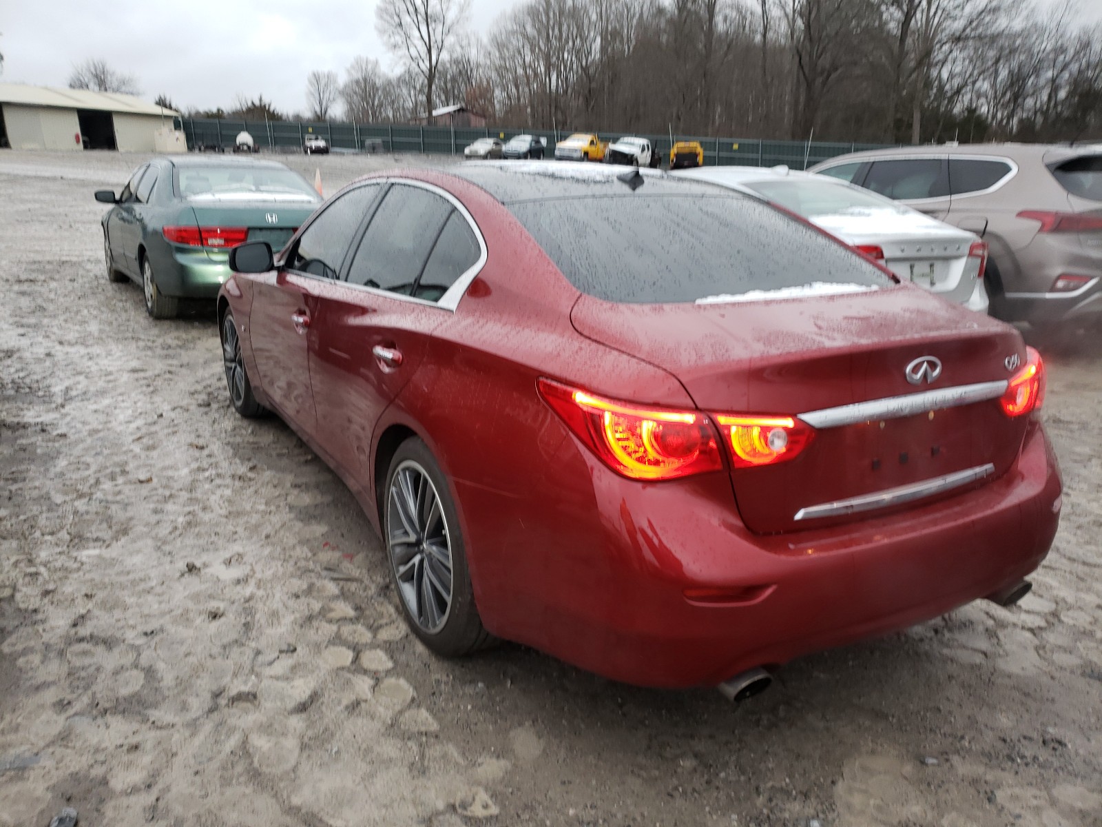 Photo 2 VIN: JN1BV7AP2FM330869 - INFINITI Q50 BASE 