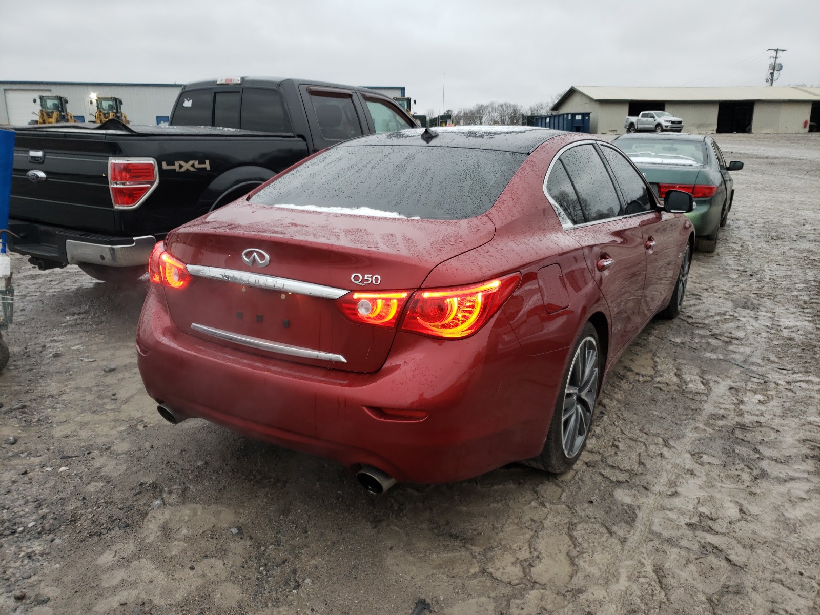 Photo 3 VIN: JN1BV7AP2FM330869 - INFINITI Q50 BASE 