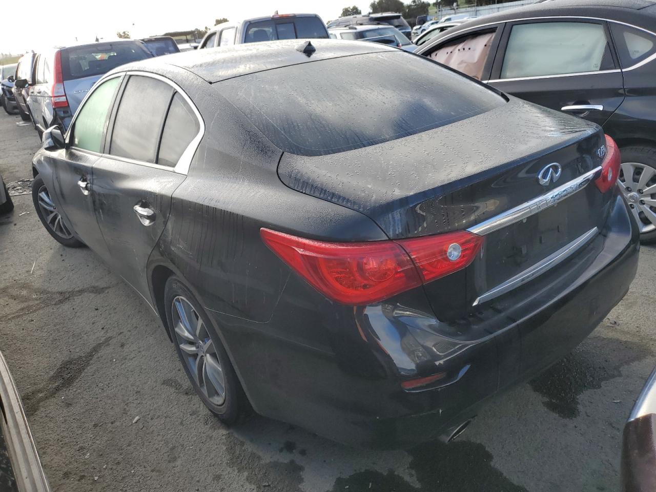 Photo 1 VIN: JN1BV7AP2FM346425 - INFINITI Q50 