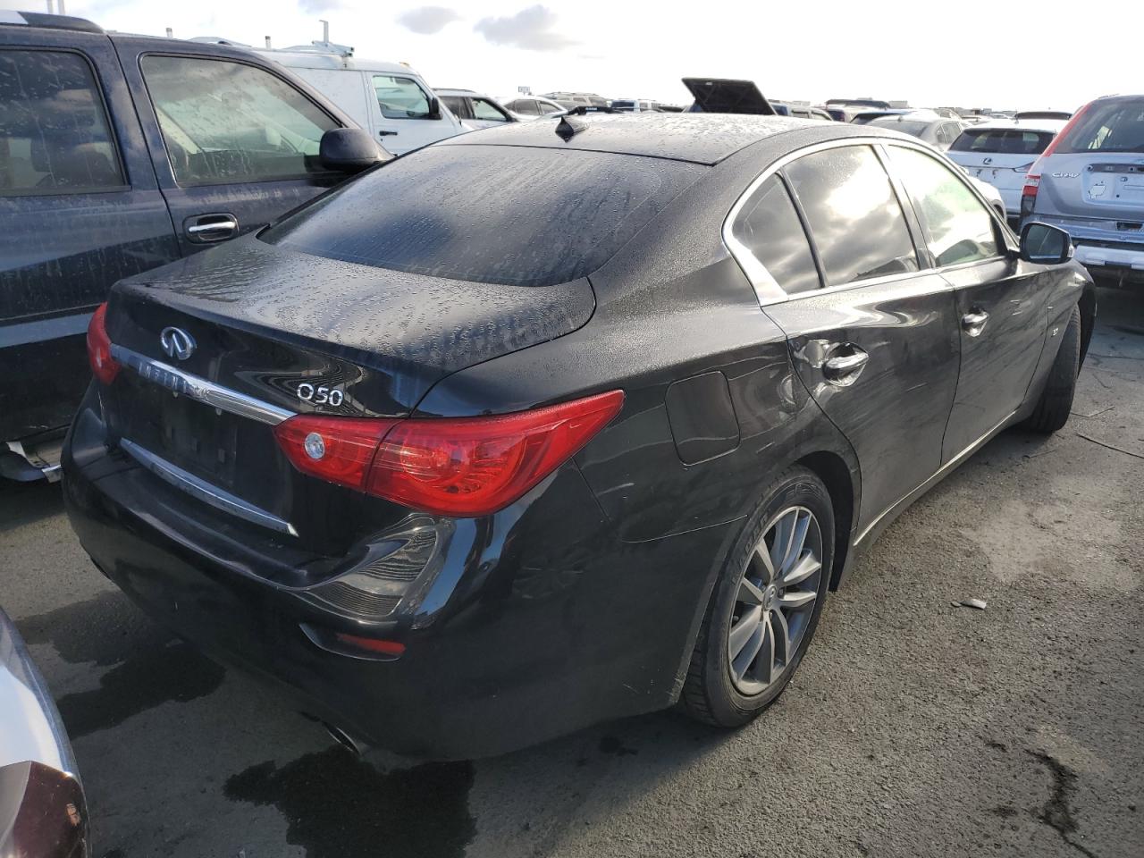 Photo 2 VIN: JN1BV7AP2FM346425 - INFINITI Q50 