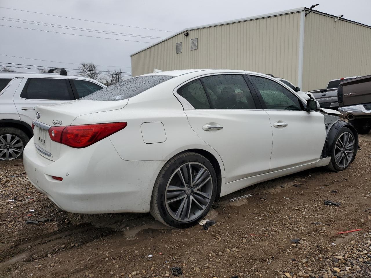 Photo 2 VIN: JN1BV7AP2FM357473 - INFINITI Q50 