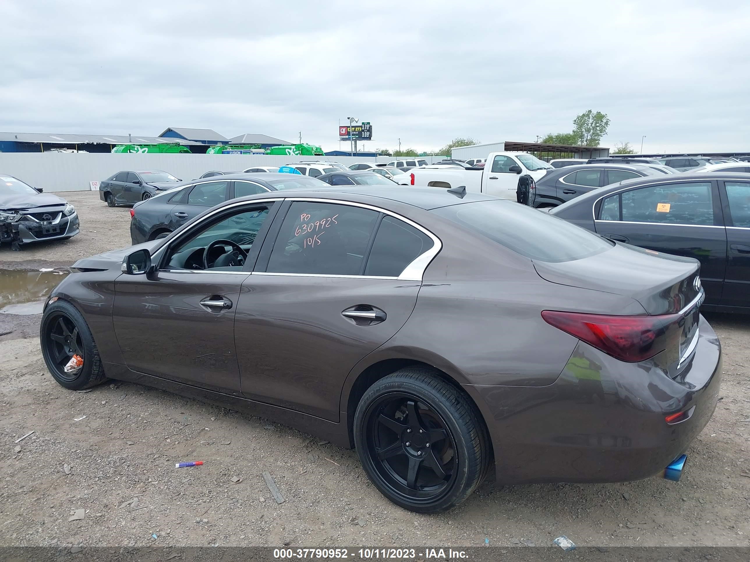 Photo 13 VIN: JN1BV7AP3EM691171 - INFINITI Q50 