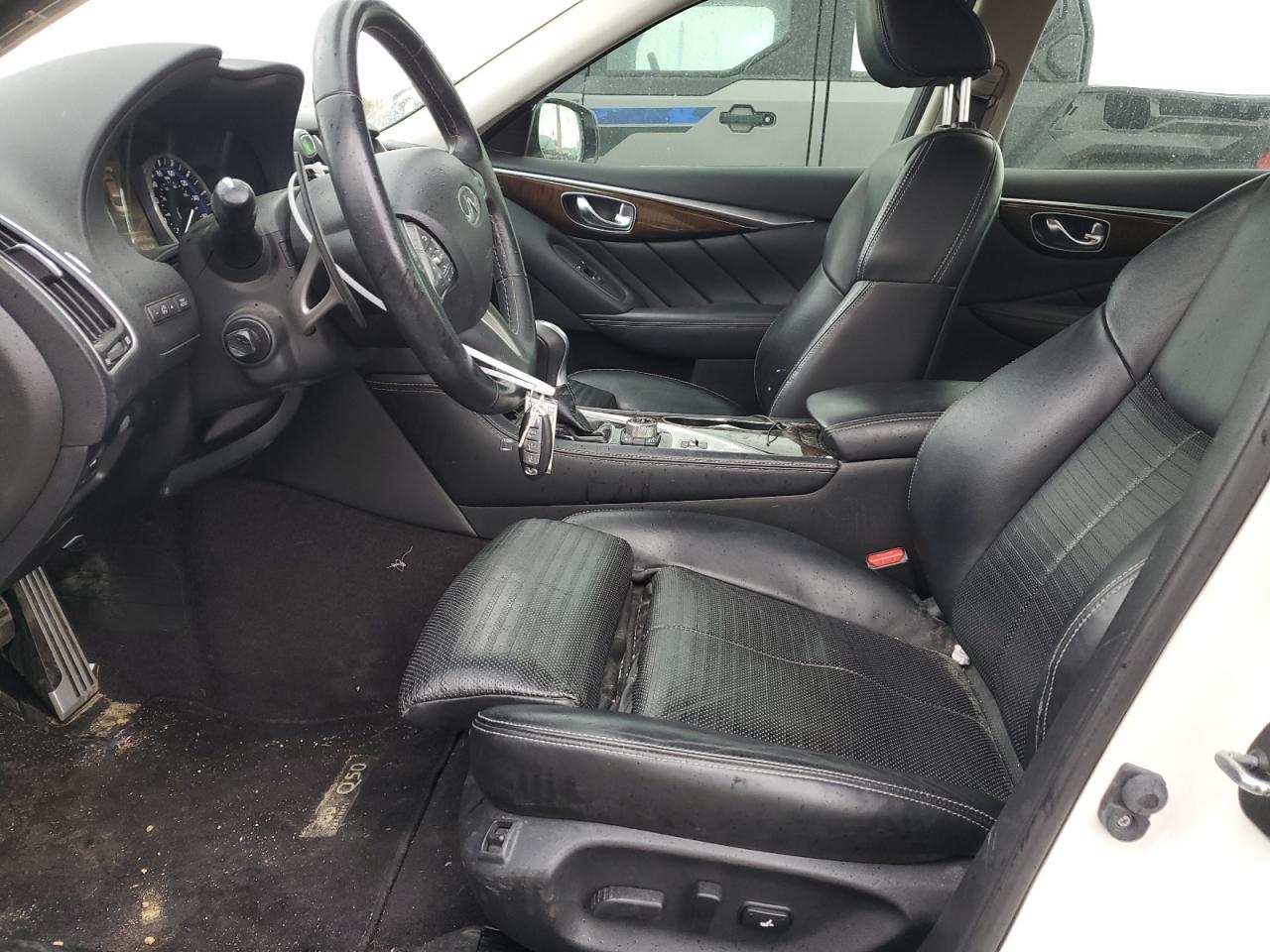 Photo 6 VIN: JN1BV7AP3FM348538 - INFINITI Q50 