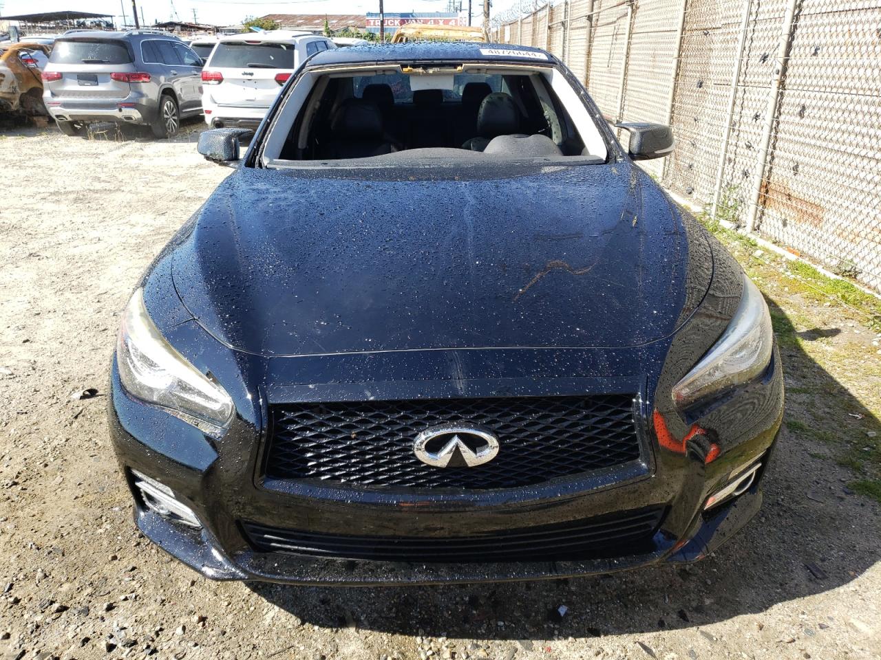 Photo 4 VIN: JN1BV7AP3FM355599 - INFINITI Q50 