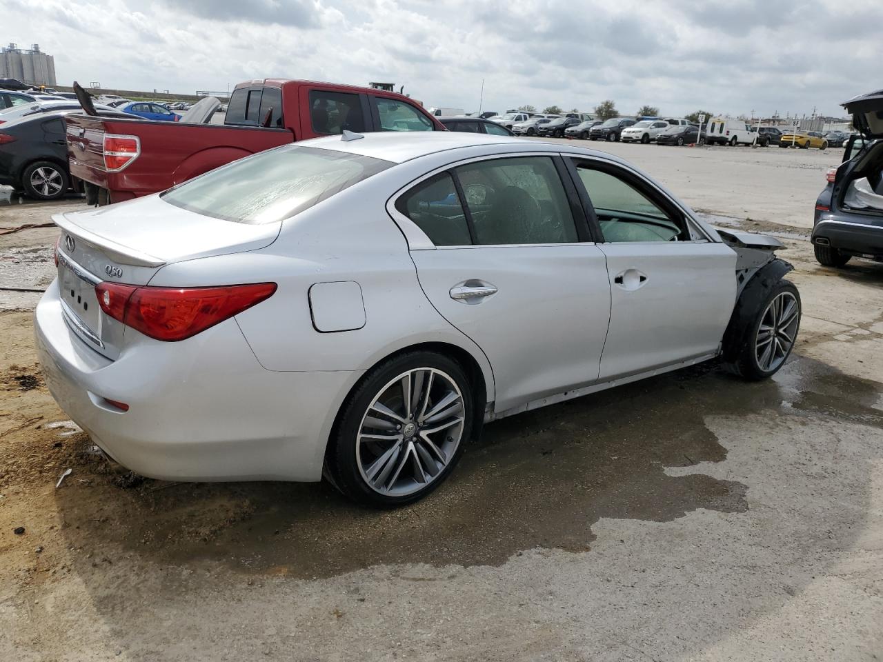 Photo 2 VIN: JN1BV7AP4EM690420 - INFINITI Q50 