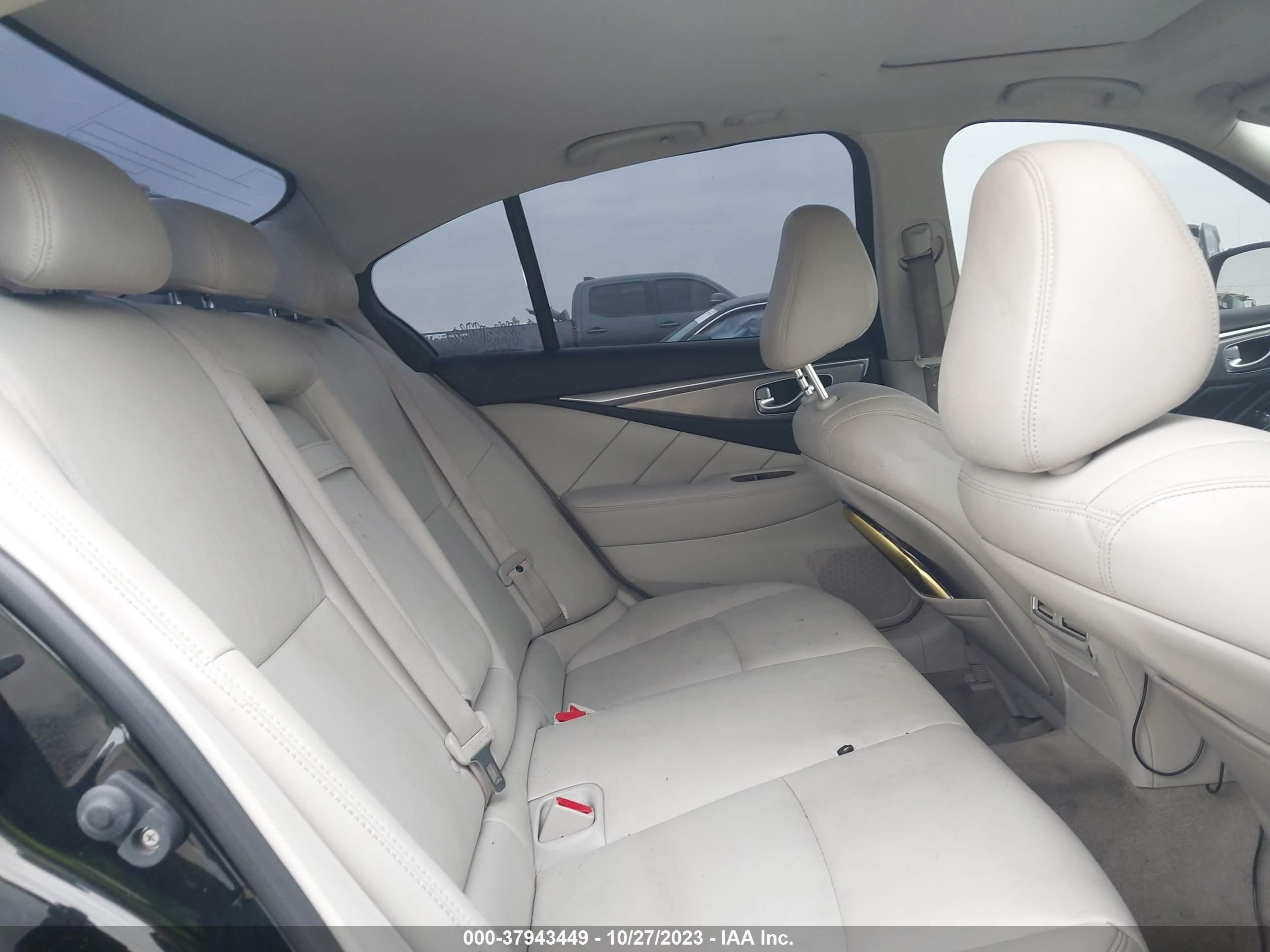 Photo 7 VIN: JN1BV7AP4FM343574 - INFINITI Q50 