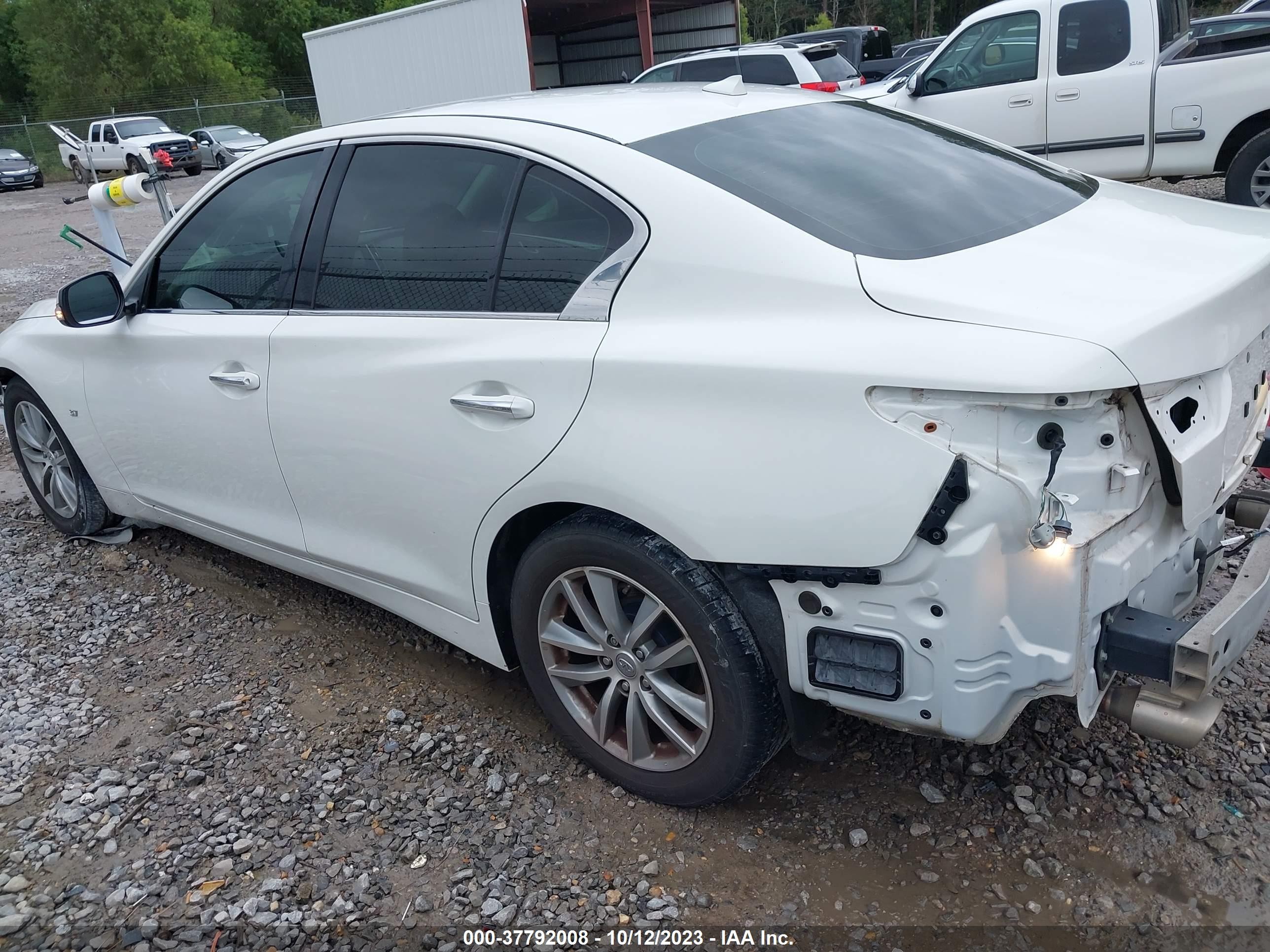 Photo 14 VIN: JN1BV7AP4FM345101 - INFINITI Q50 