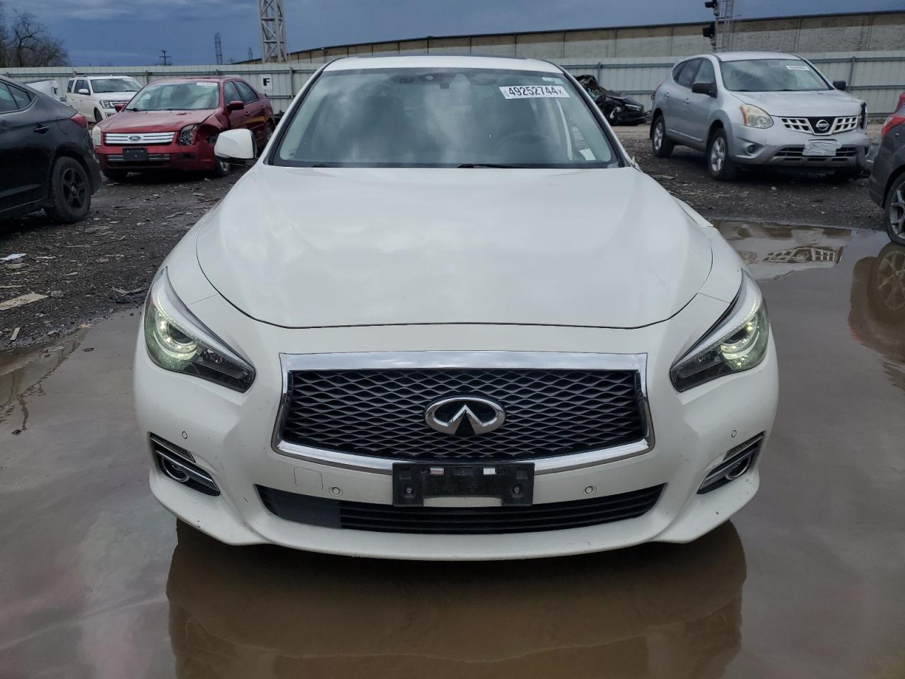 Photo 4 VIN: JN1BV7AP4FM349889 - INFINITI Q50 