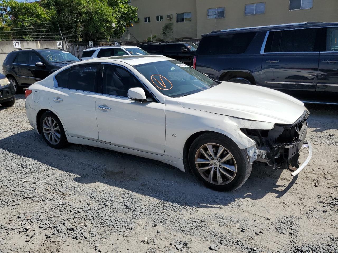 Photo 3 VIN: JN1BV7AP5FM336701 - INFINITI Q50 