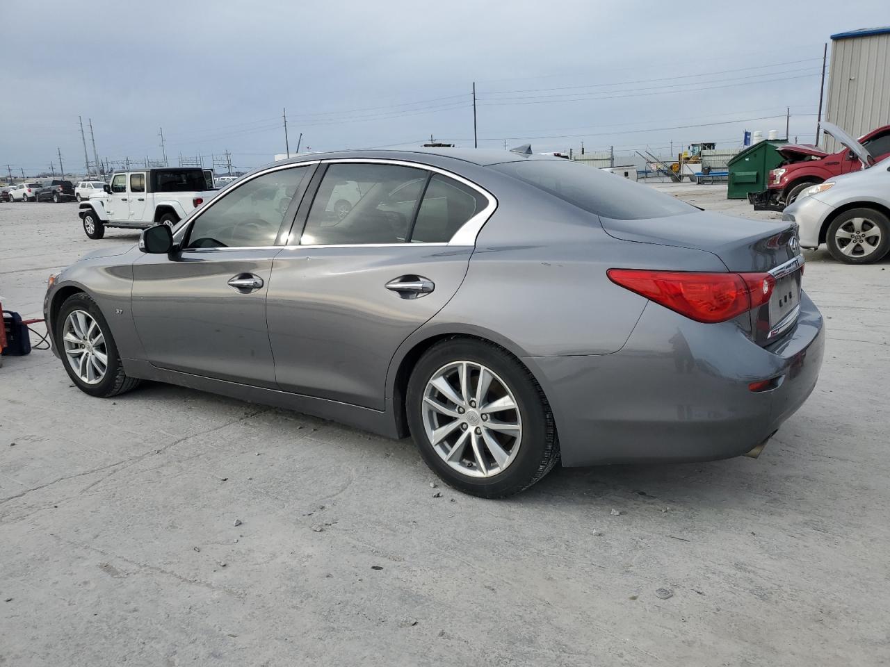 Photo 1 VIN: JN1BV7AP6FM330986 - INFINITI Q50 