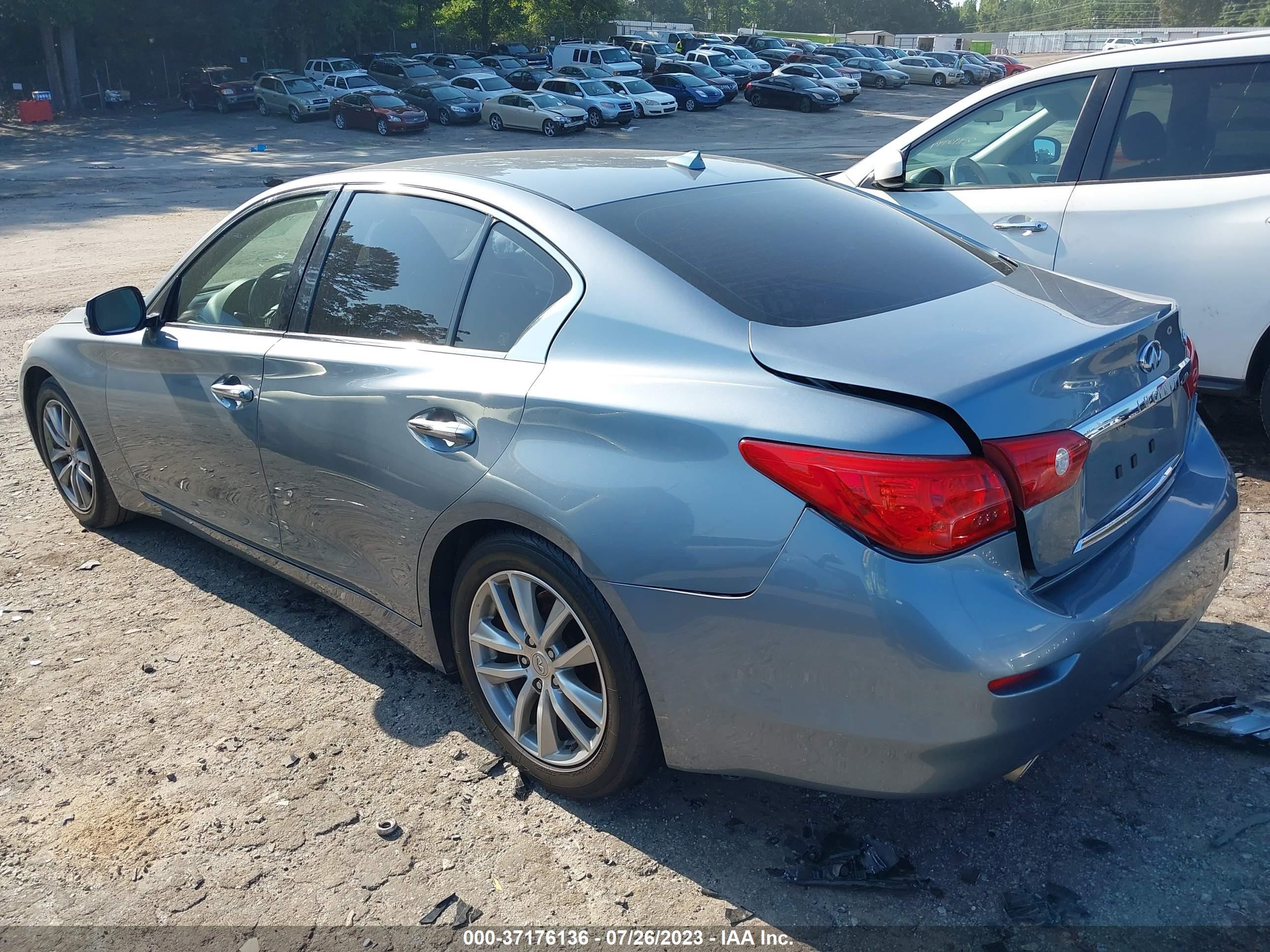 Photo 2 VIN: JN1BV7AP6FM335167 - INFINITI Q50 