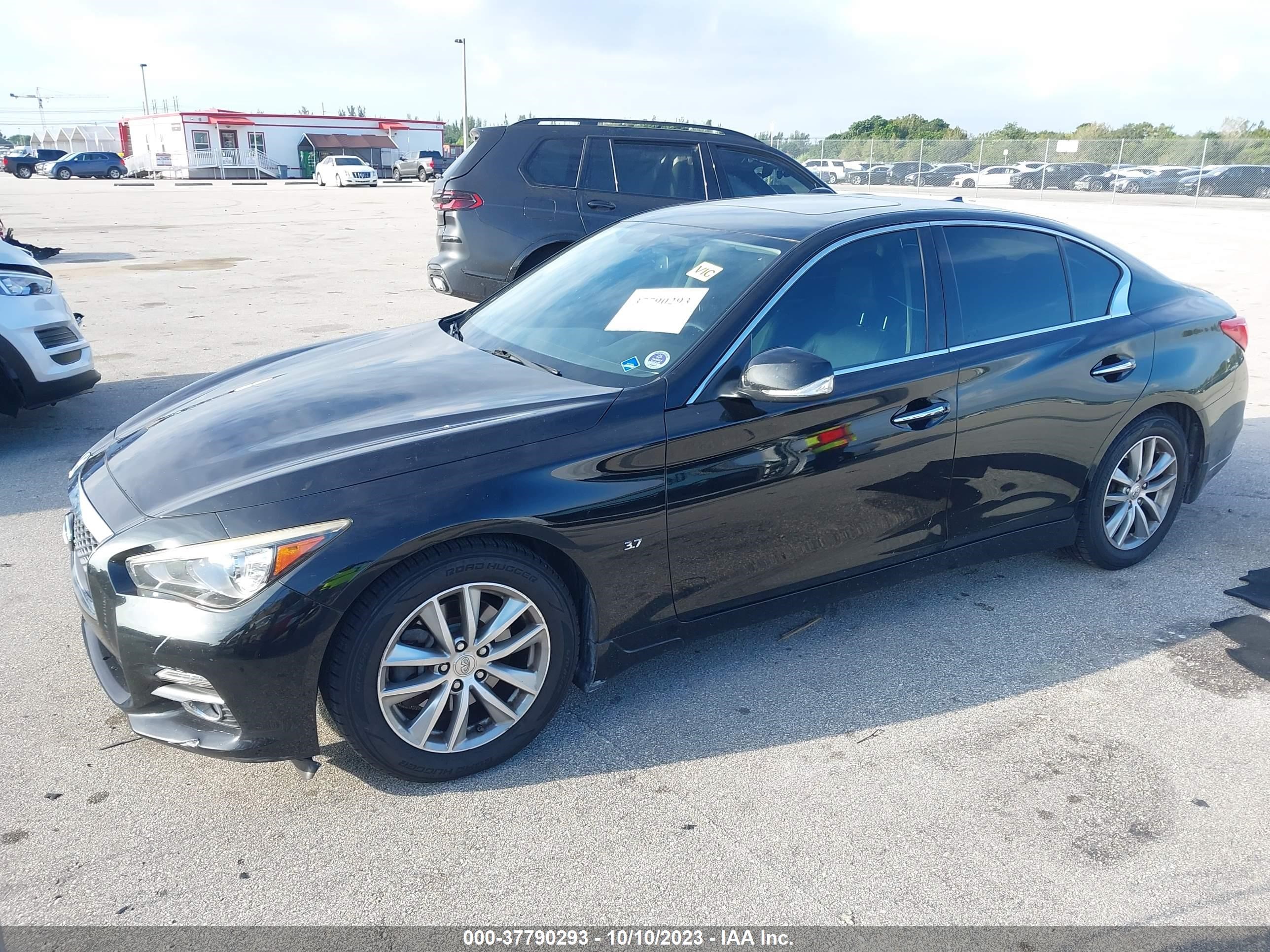 Photo 1 VIN: JN1BV7AP6FM339929 - INFINITI Q50 