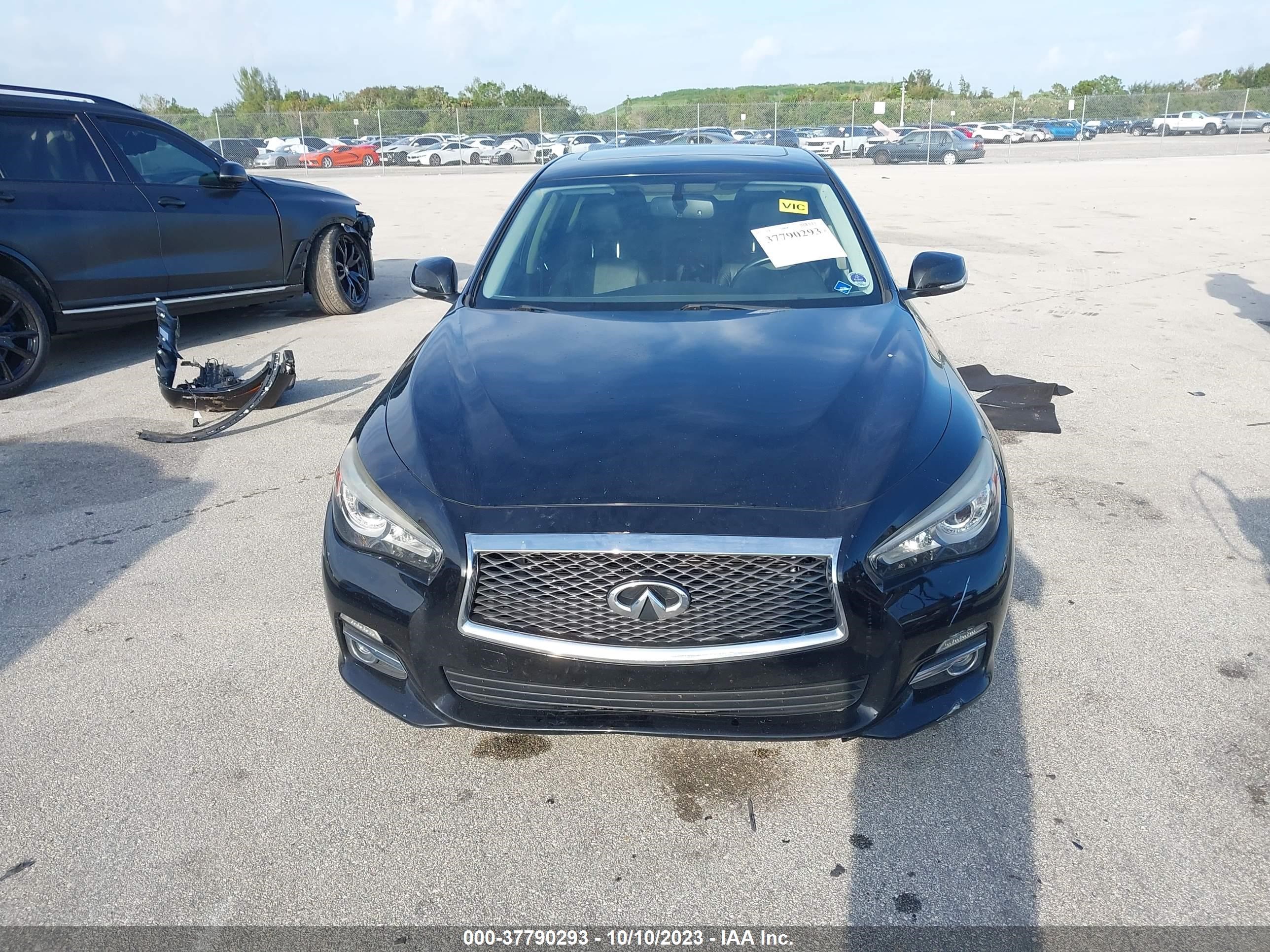 Photo 11 VIN: JN1BV7AP6FM339929 - INFINITI Q50 