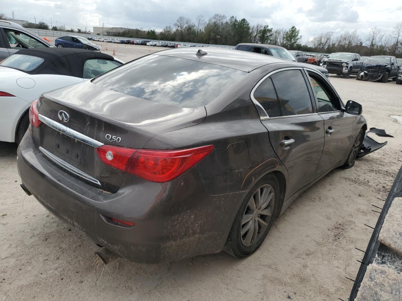 Photo 2 VIN: JN1BV7AP6FM346878 - INFINITI Q50 