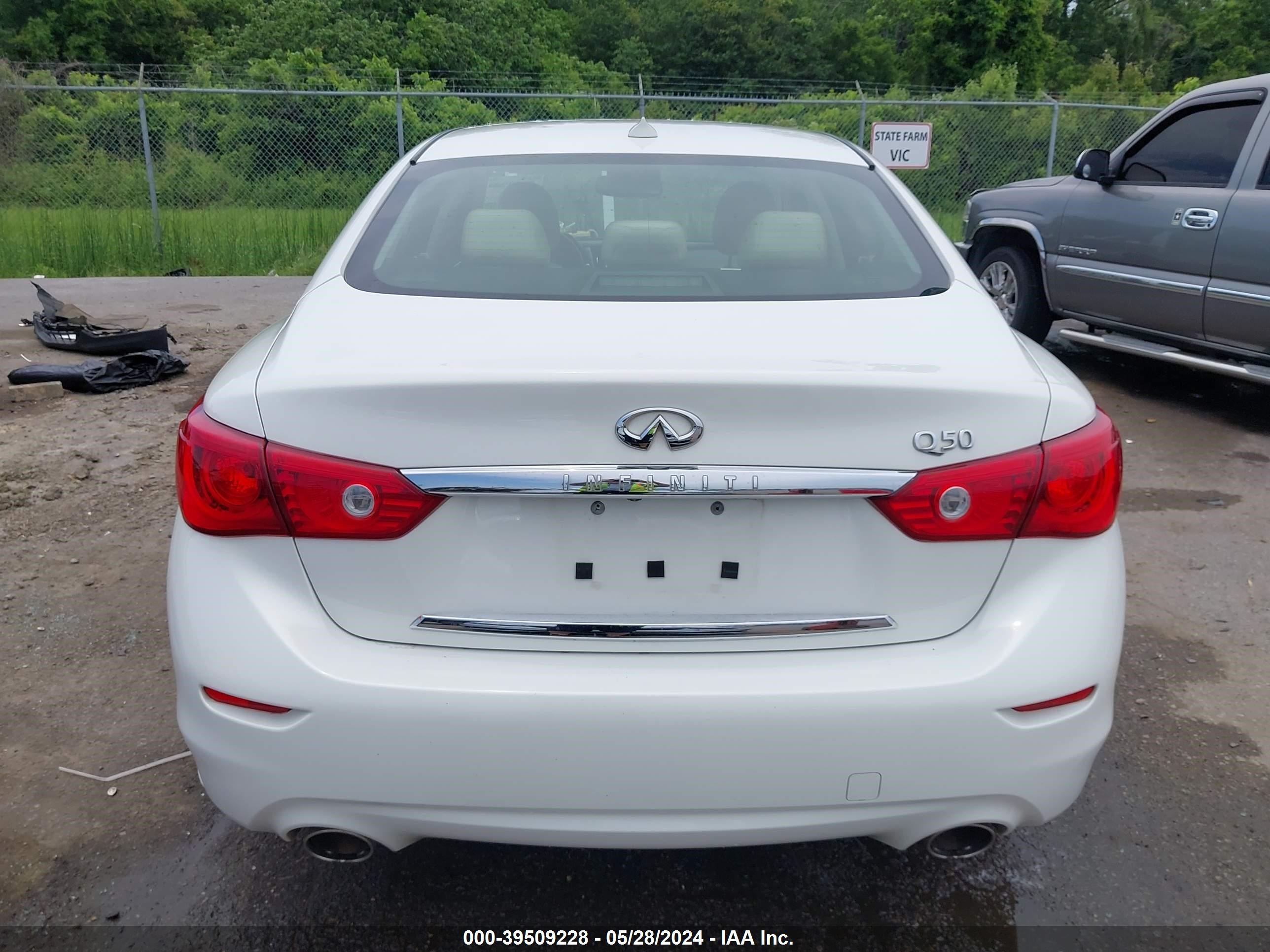 Photo 15 VIN: JN1BV7AP6FM353538 - INFINITI Q50 