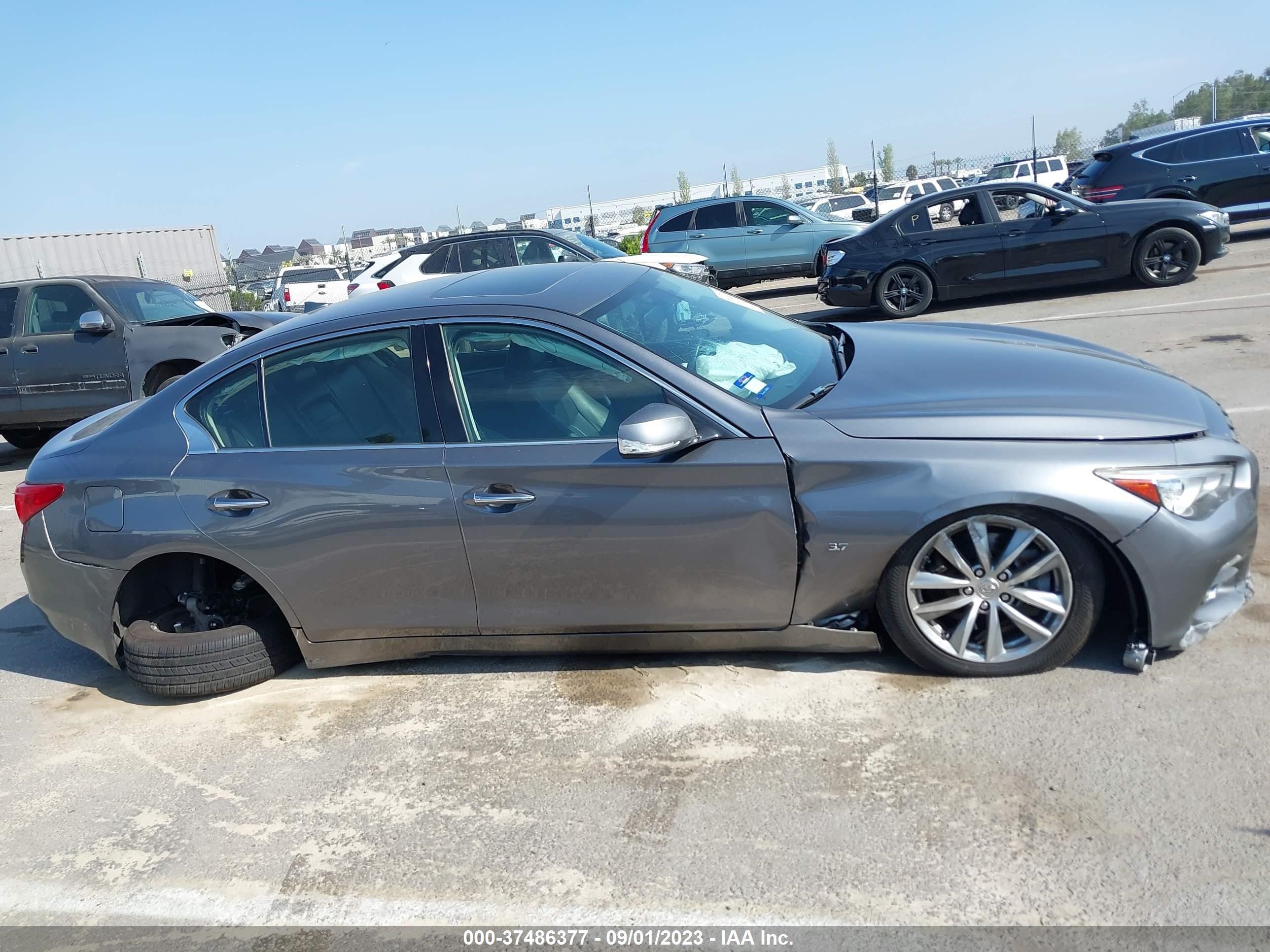 Photo 12 VIN: JN1BV7AP8FM350317 - INFINITI Q50 