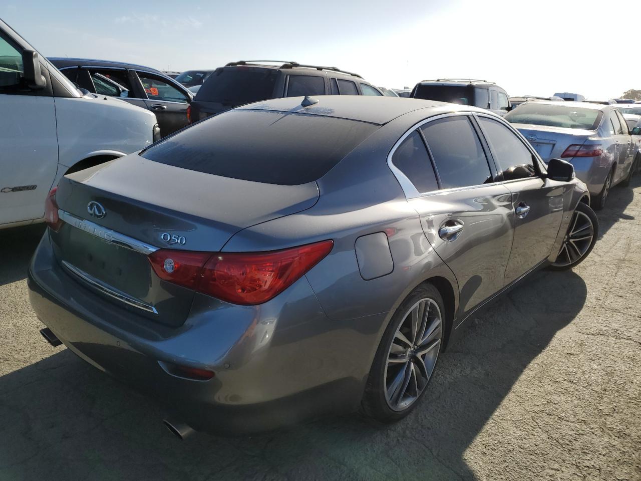 Photo 2 VIN: JN1BV7AP9EM688324 - INFINITI Q50 