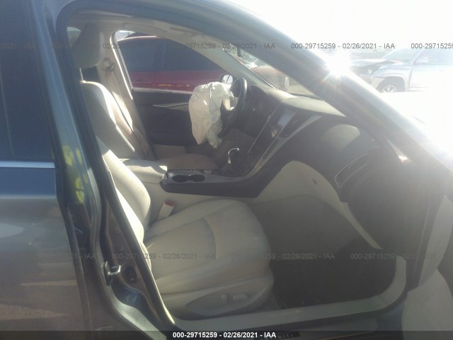 Photo 4 VIN: JN1BV7AP9FM348723 - INFINITI Q50 