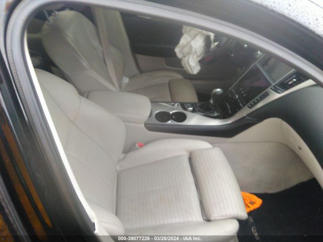 Photo 4 VIN: JN1BV7AR0FM413704 - INFINITI Q50 