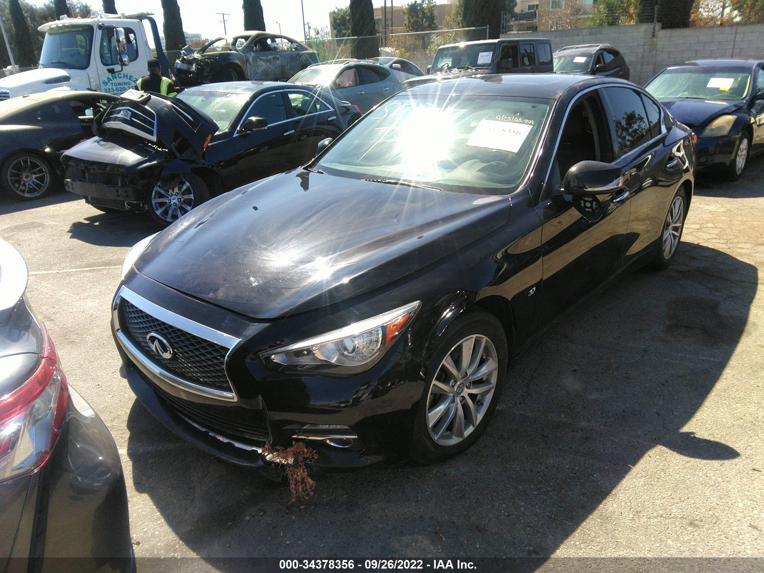 Photo 1 VIN: JN1BV7AR0FM418756 - INFINITI Q50 BASE 