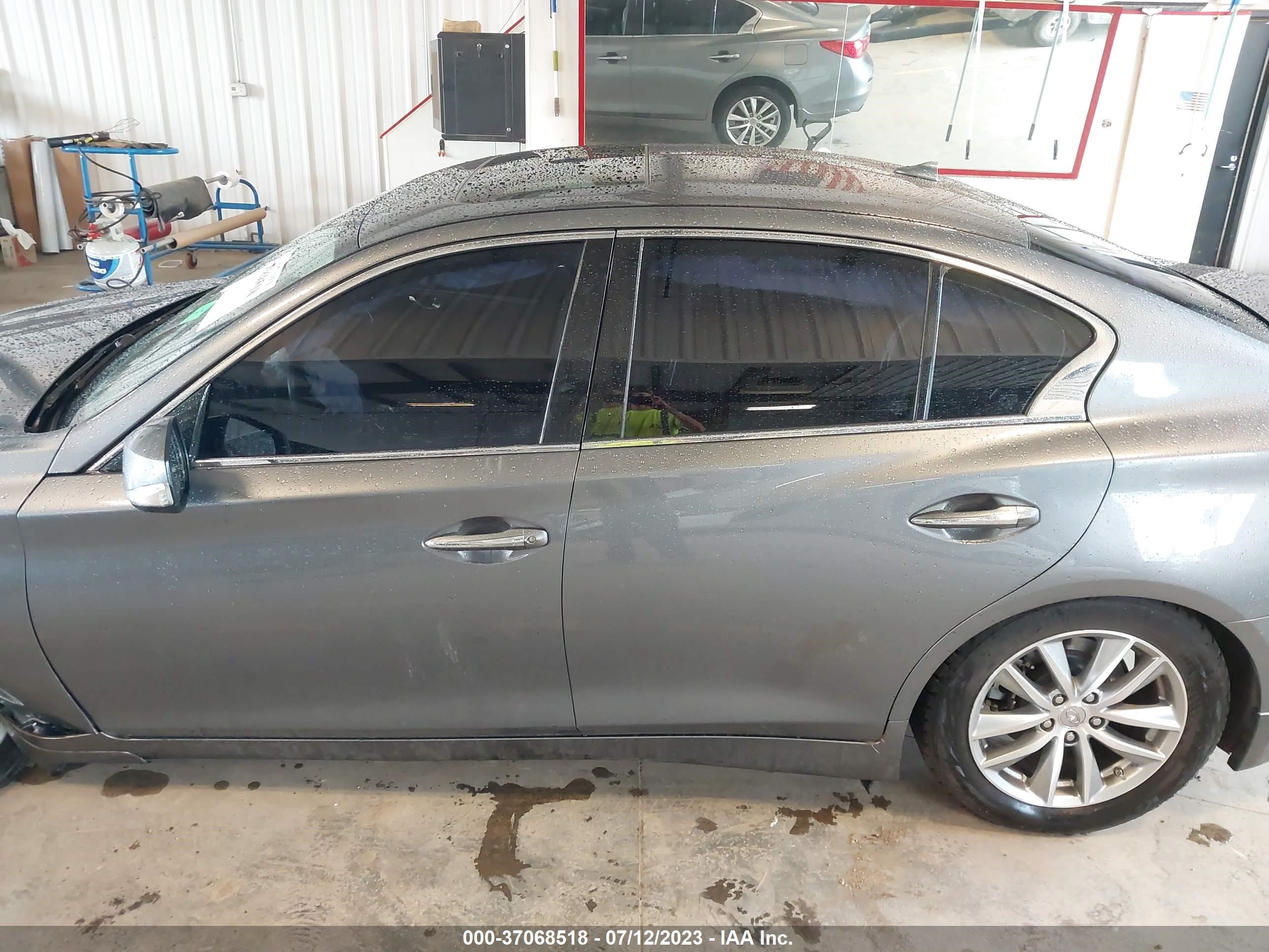 Photo 13 VIN: JN1BV7AR0FM422905 - INFINITI Q50 