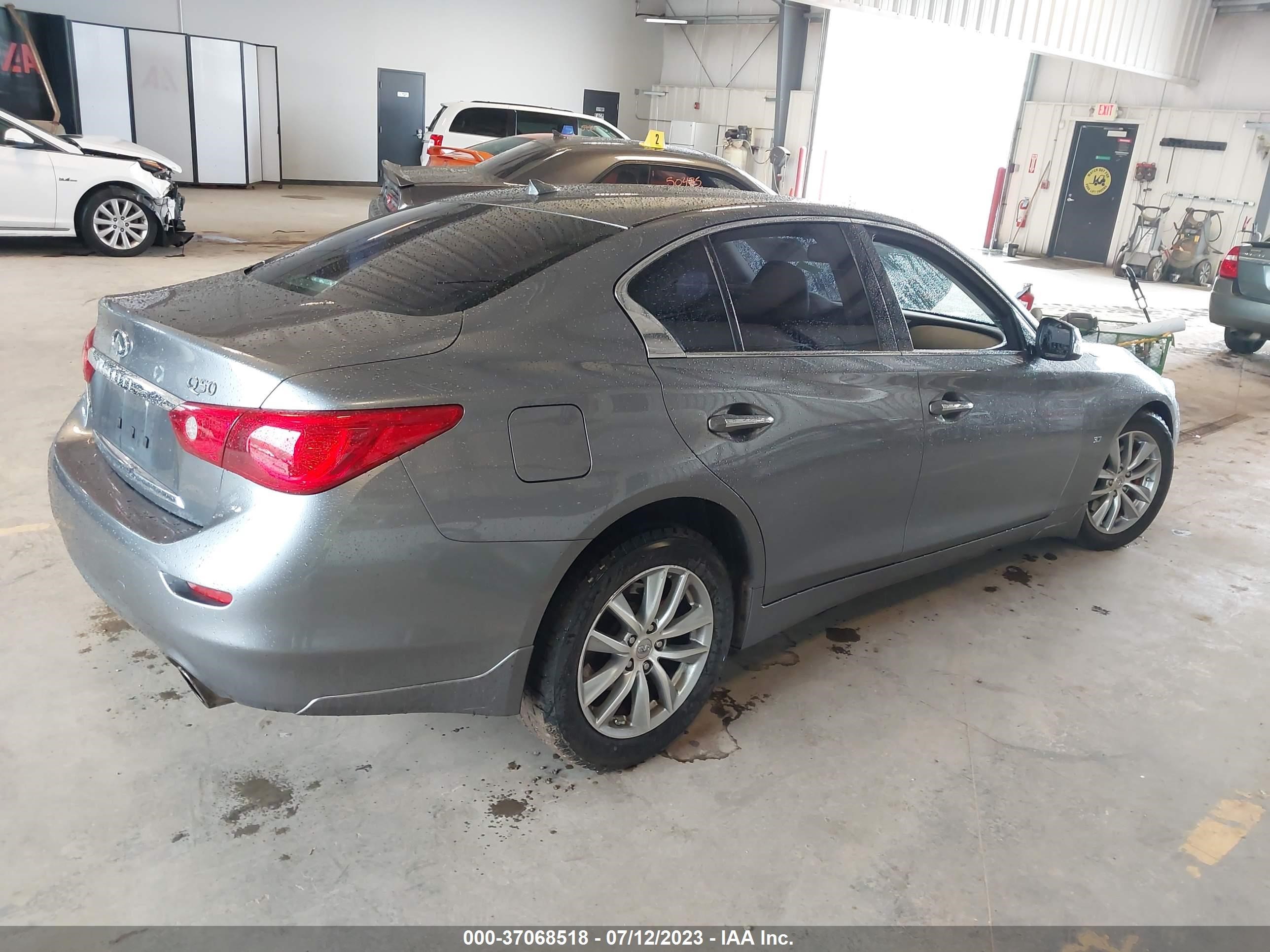 Photo 3 VIN: JN1BV7AR0FM422905 - INFINITI Q50 