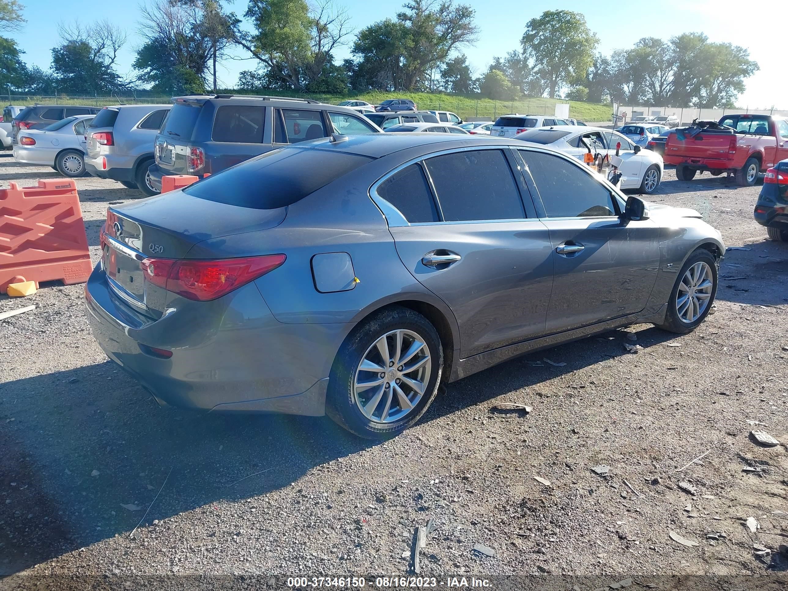 Photo 3 VIN: JN1BV7AR1EM690859 - INFINITI Q50 