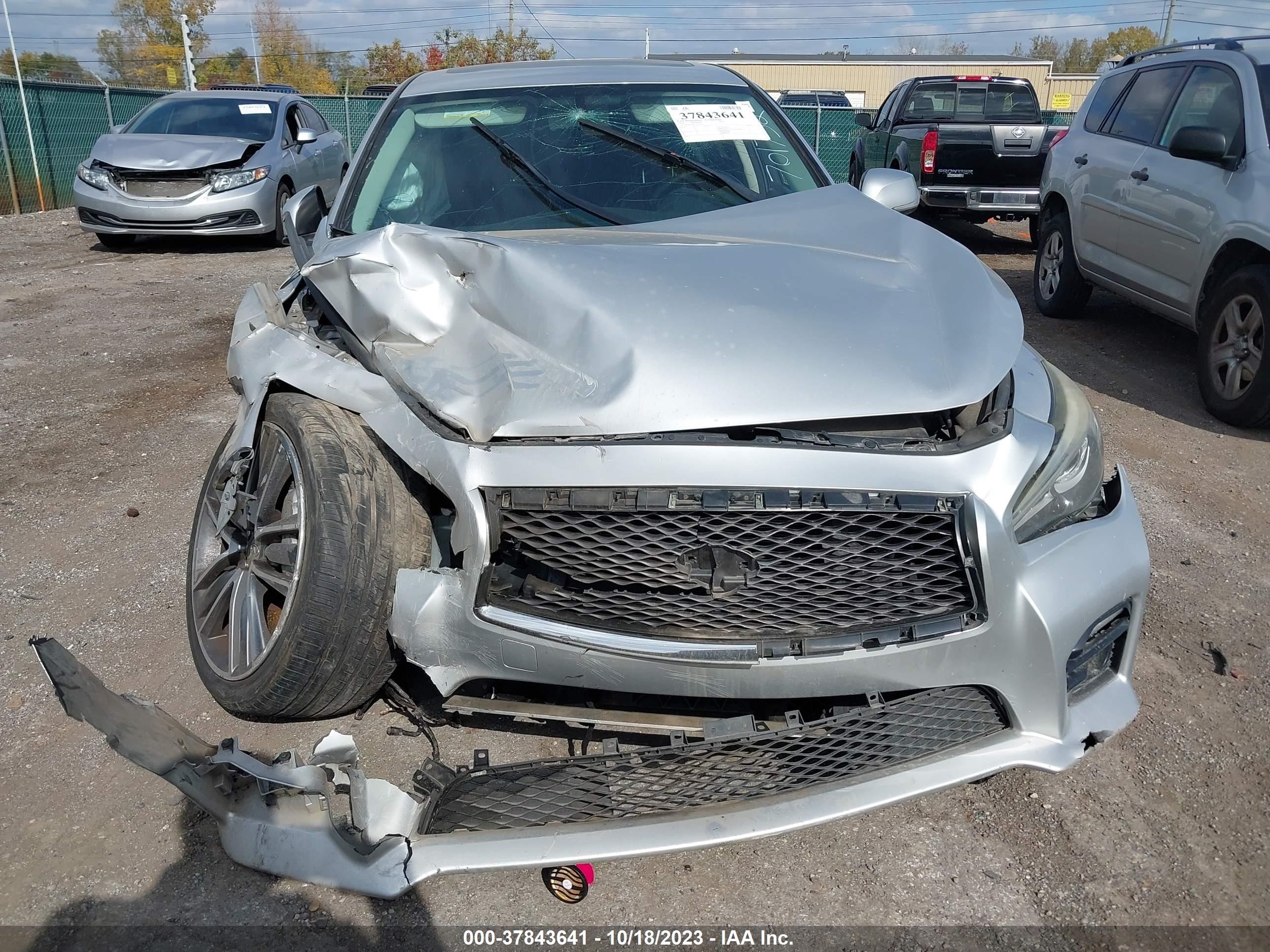 Photo 11 VIN: JN1BV7AR1EM701732 - INFINITI Q50 