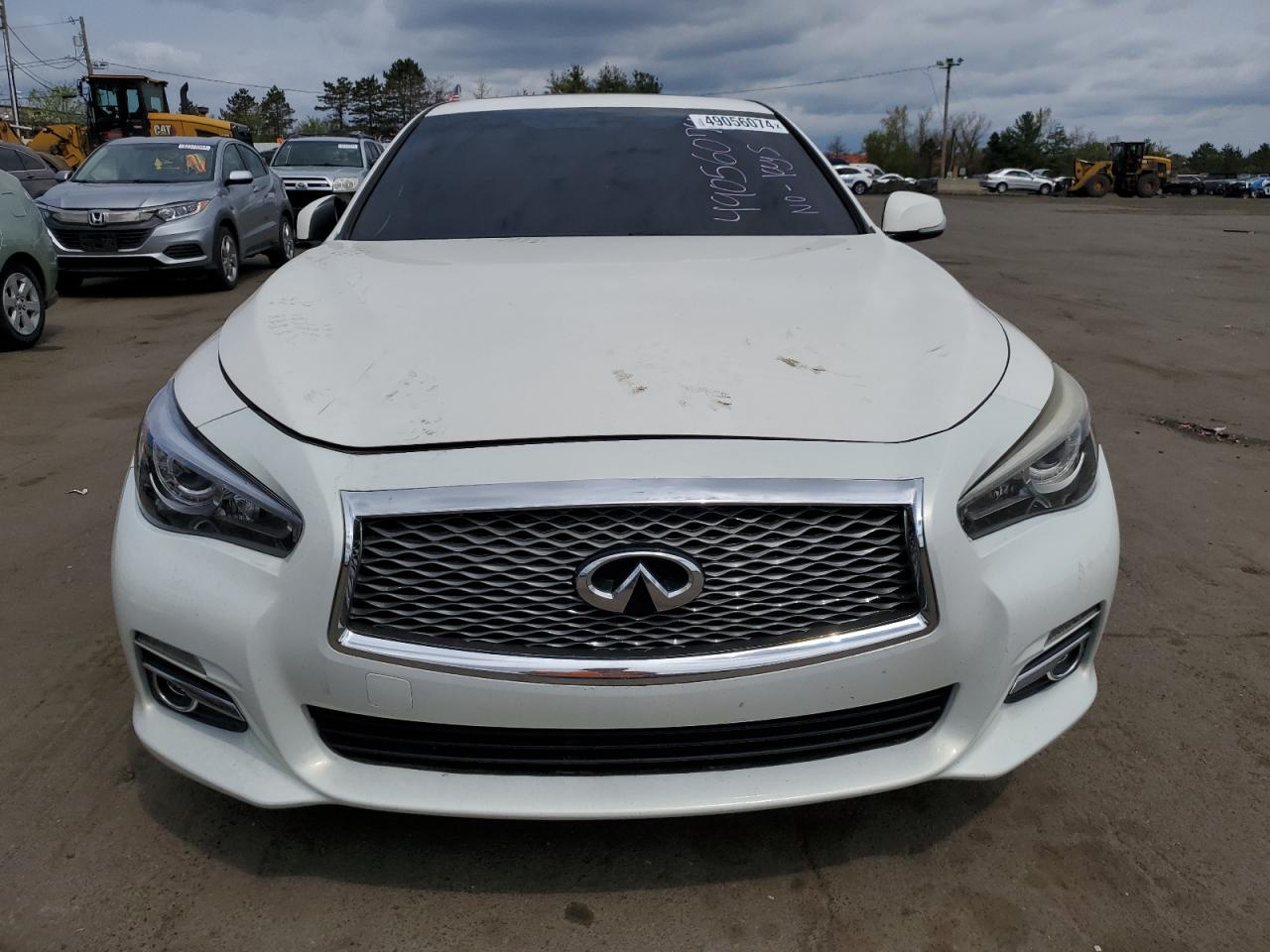 Photo 4 VIN: JN1BV7AR1FM415798 - INFINITI Q50 