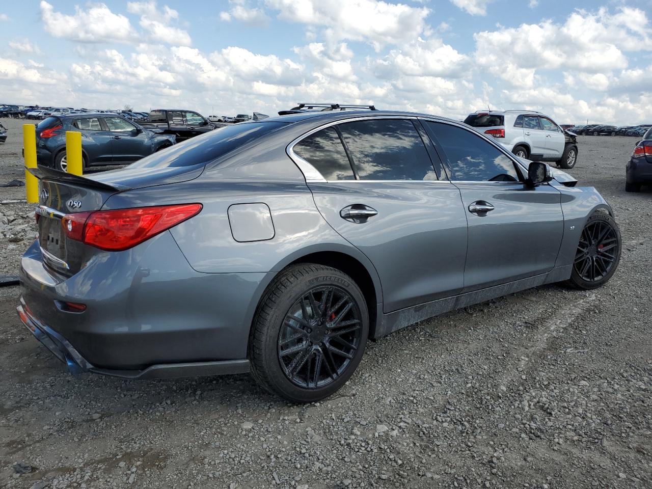 Photo 2 VIN: JN1BV7AR1FM421827 - INFINITI Q50 