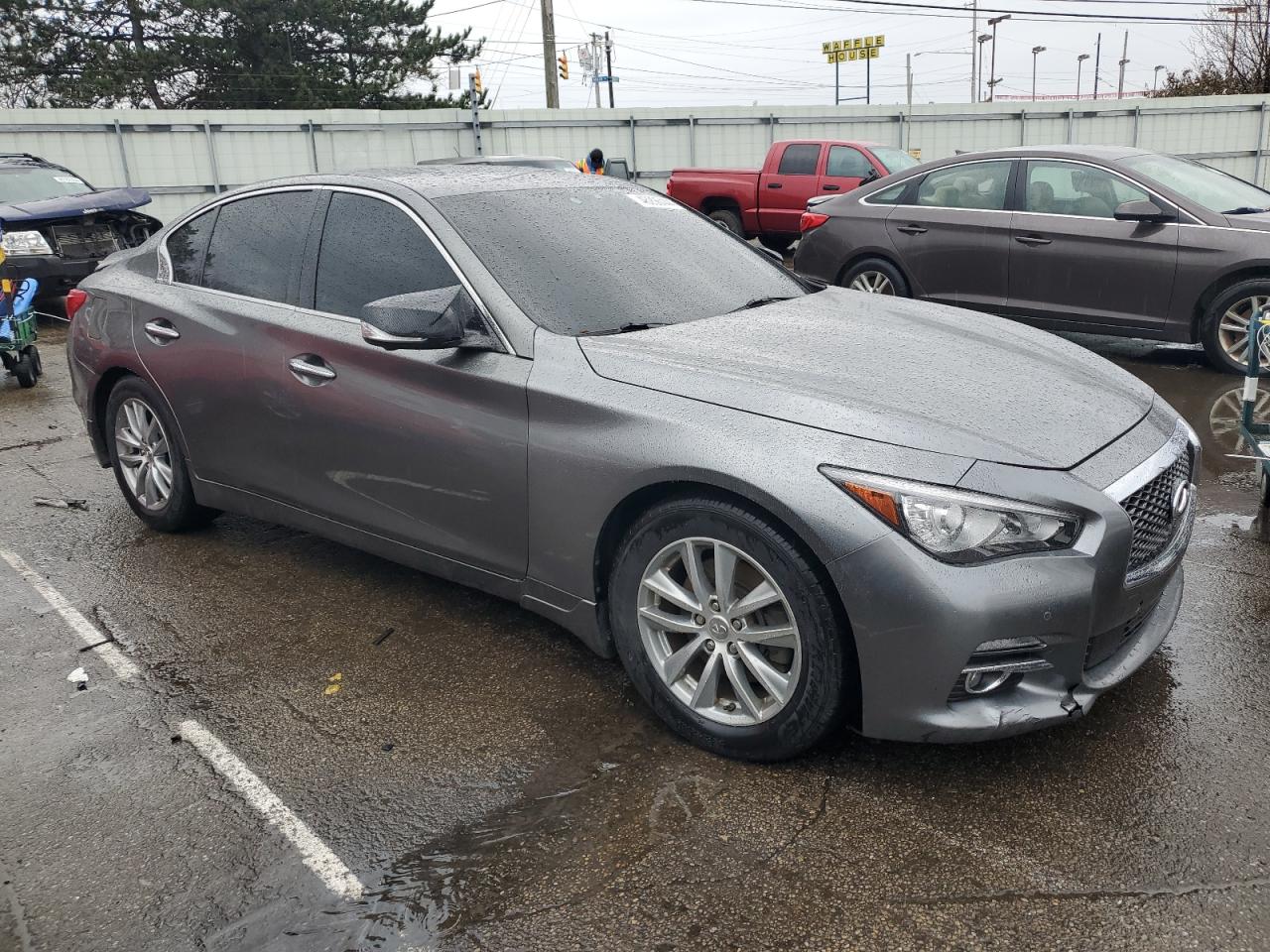 Photo 3 VIN: JN1BV7AR2EM686867 - INFINITI Q50 