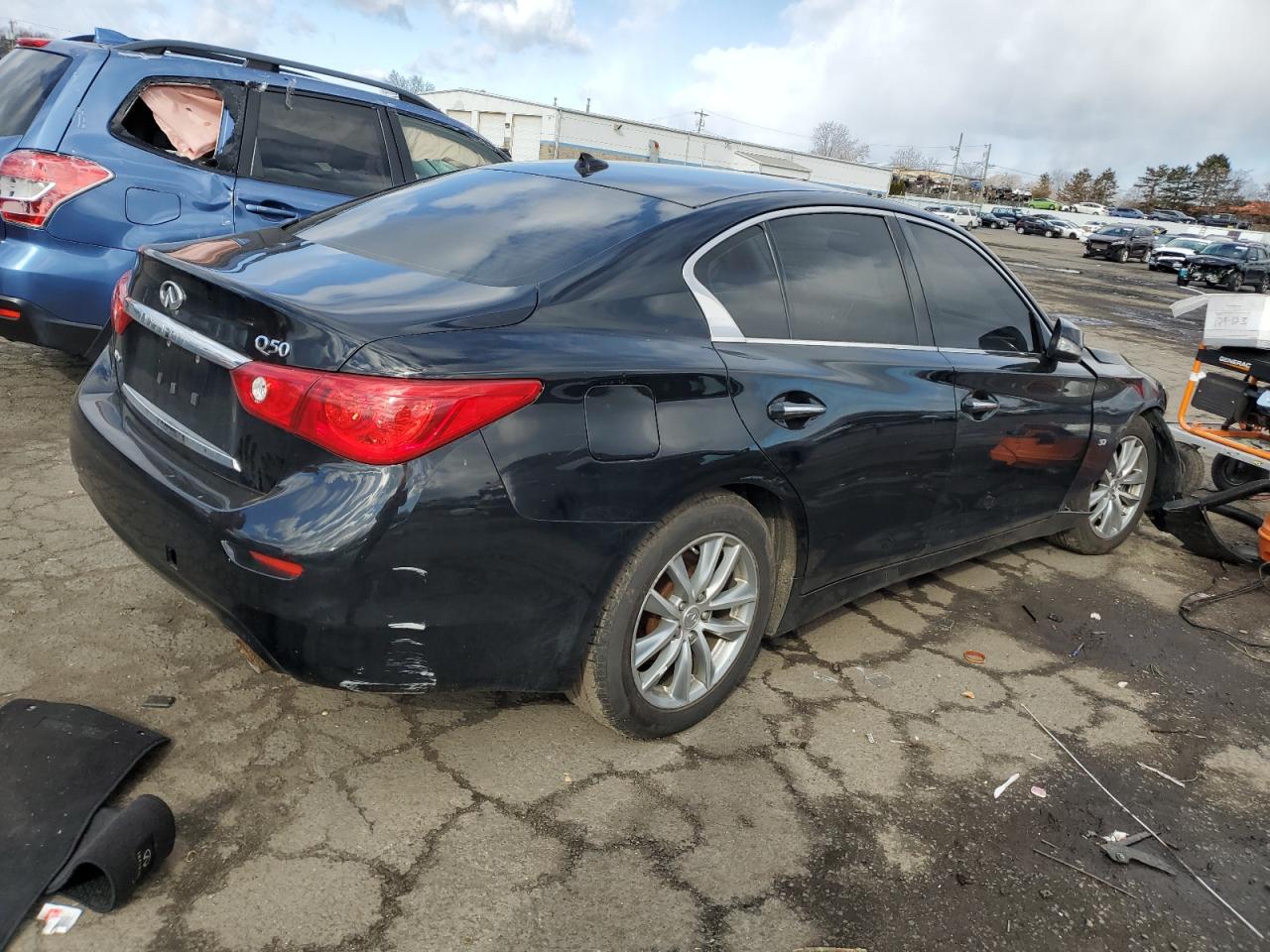 Photo 2 VIN: JN1BV7AR2EM702033 - INFINITI Q50 