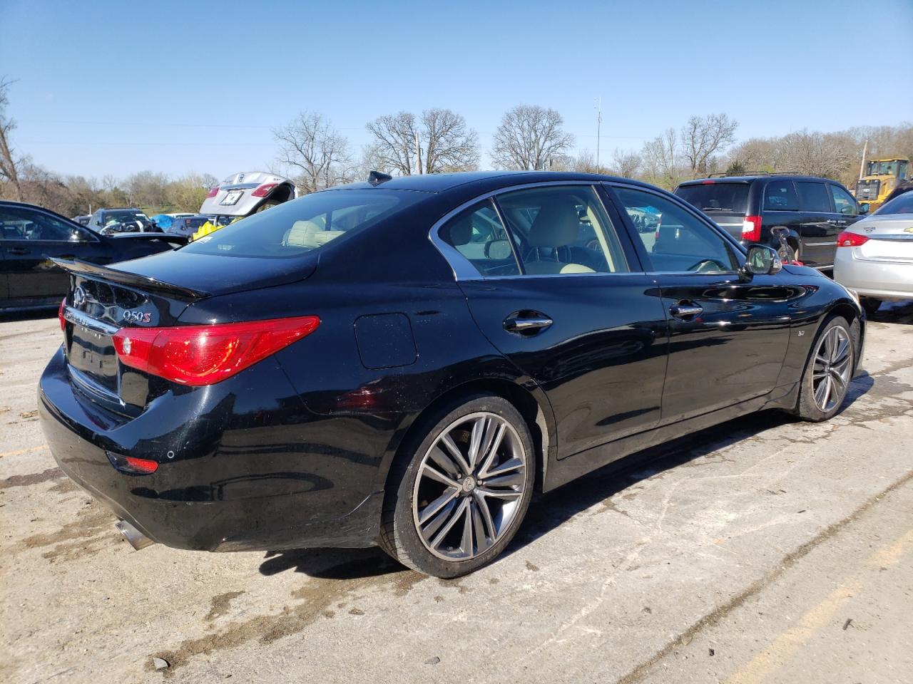 Photo 2 VIN: JN1BV7AR3EM704616 - INFINITI Q50 