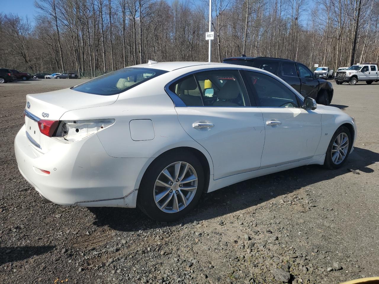 Photo 2 VIN: JN1BV7AR4EM684330 - INFINITI Q50 