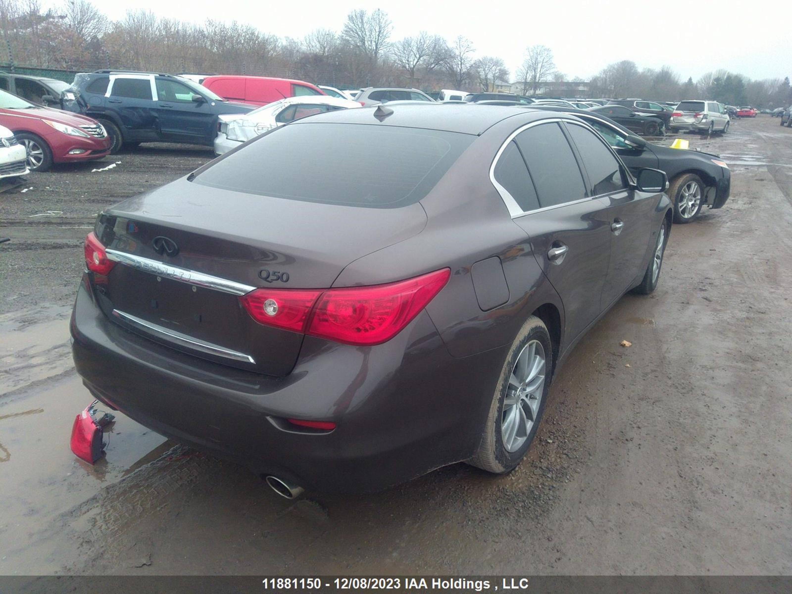 Photo 3 VIN: JN1BV7AR4EM686885 - INFINITI Q50 