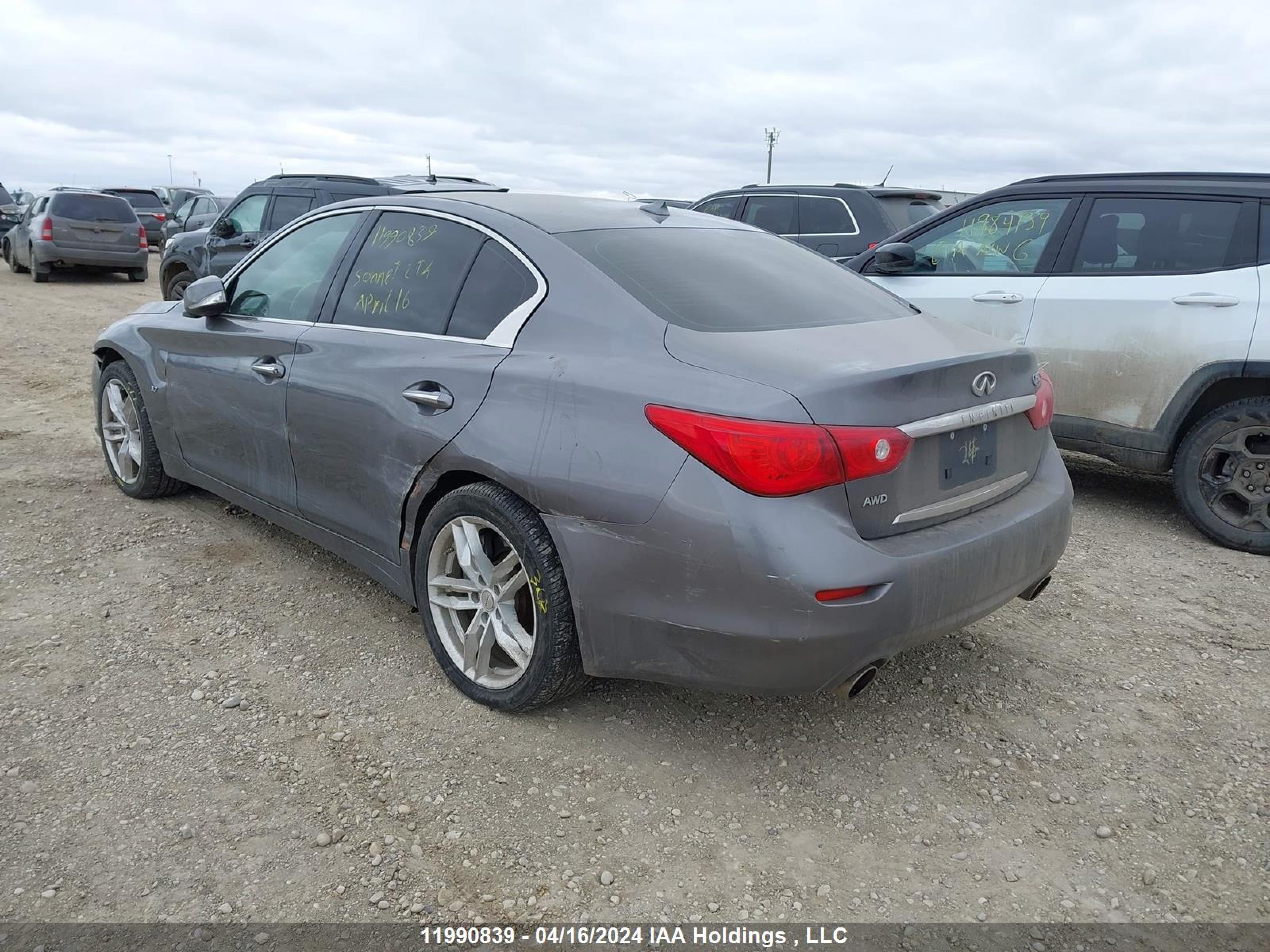 Photo 2 VIN: JN1BV7AR5EM683557 - INFINITI Q50 