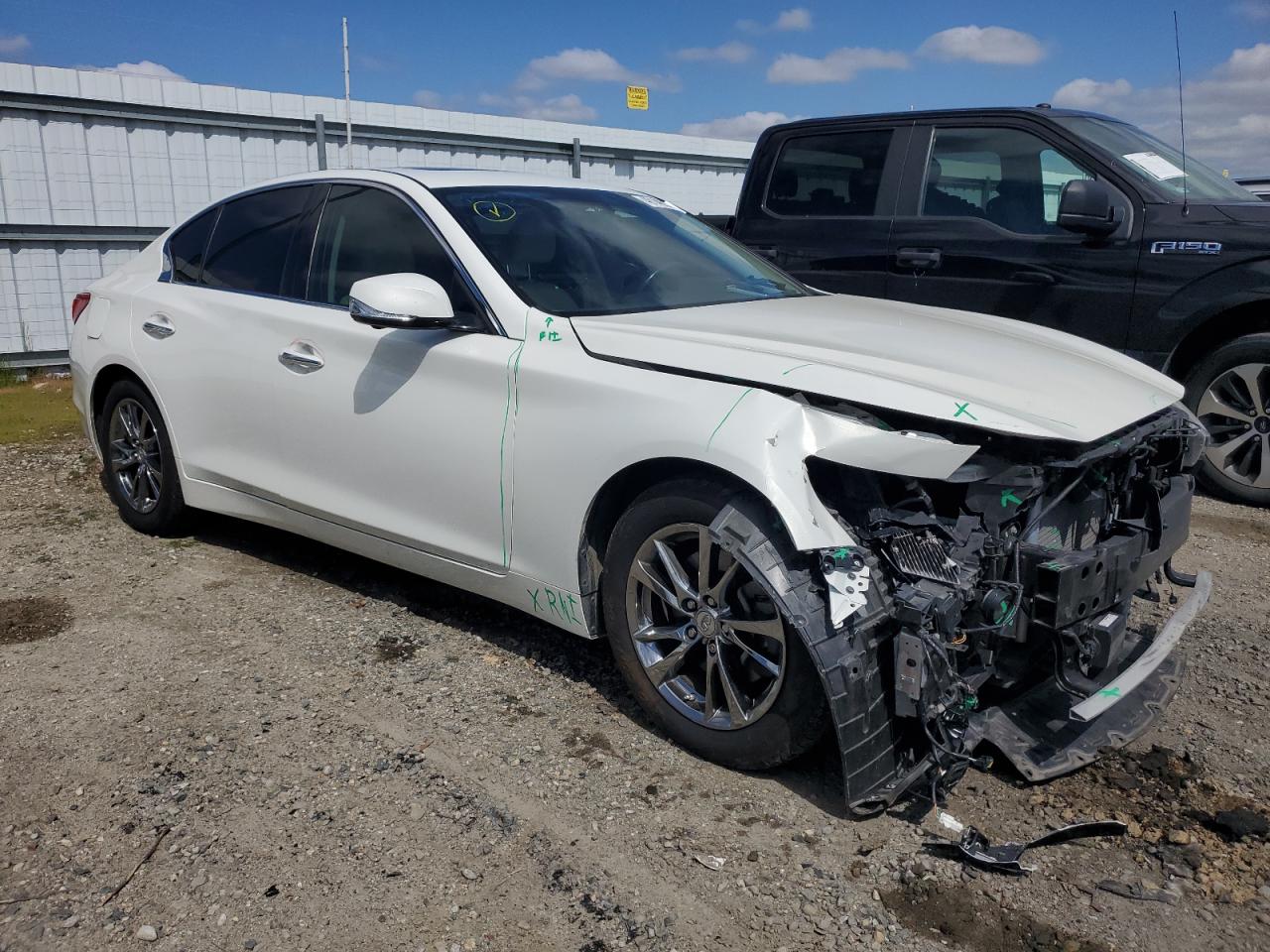 Photo 3 VIN: JN1BV7AR5EM692405 - INFINITI Q50 