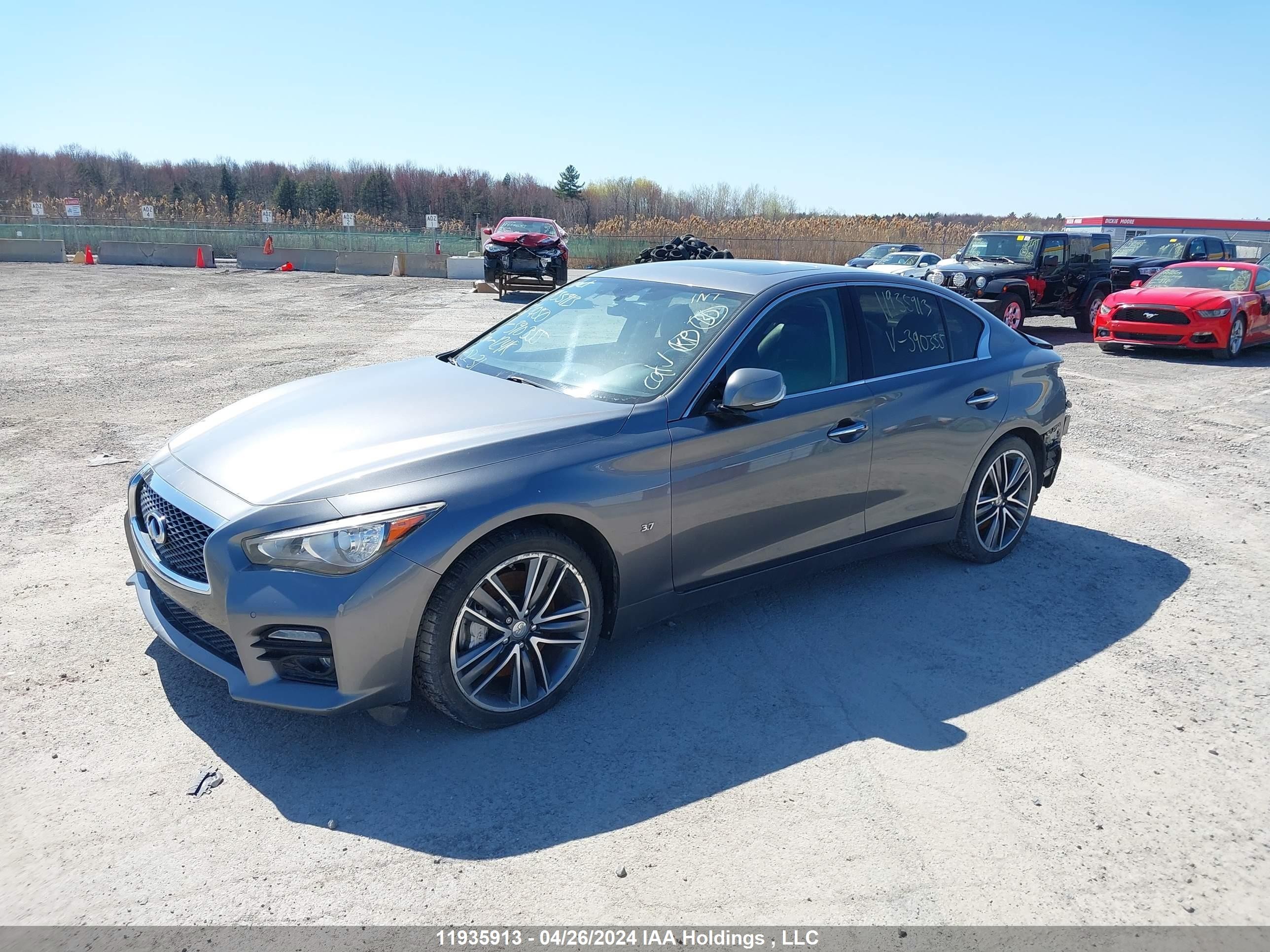 Photo 1 VIN: JN1BV7AR5FM390355 - INFINITI Q50 