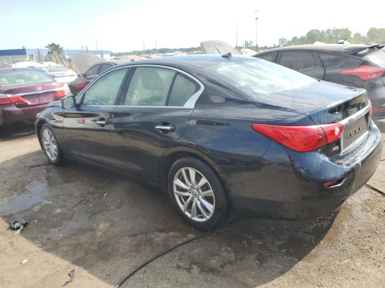 Photo 1 VIN: JN1BV7AR5FM399816 - INFINITI Q50 